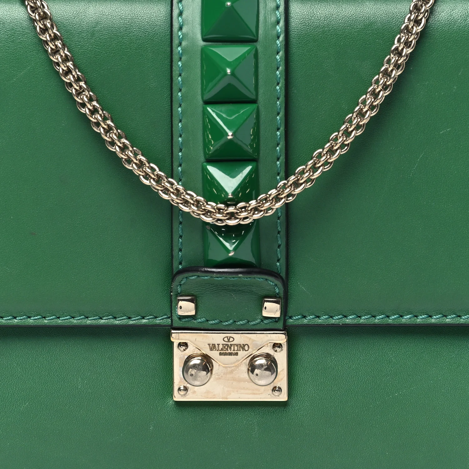 Vitello Medium Glam Lock Rockstud Flap Pop Green