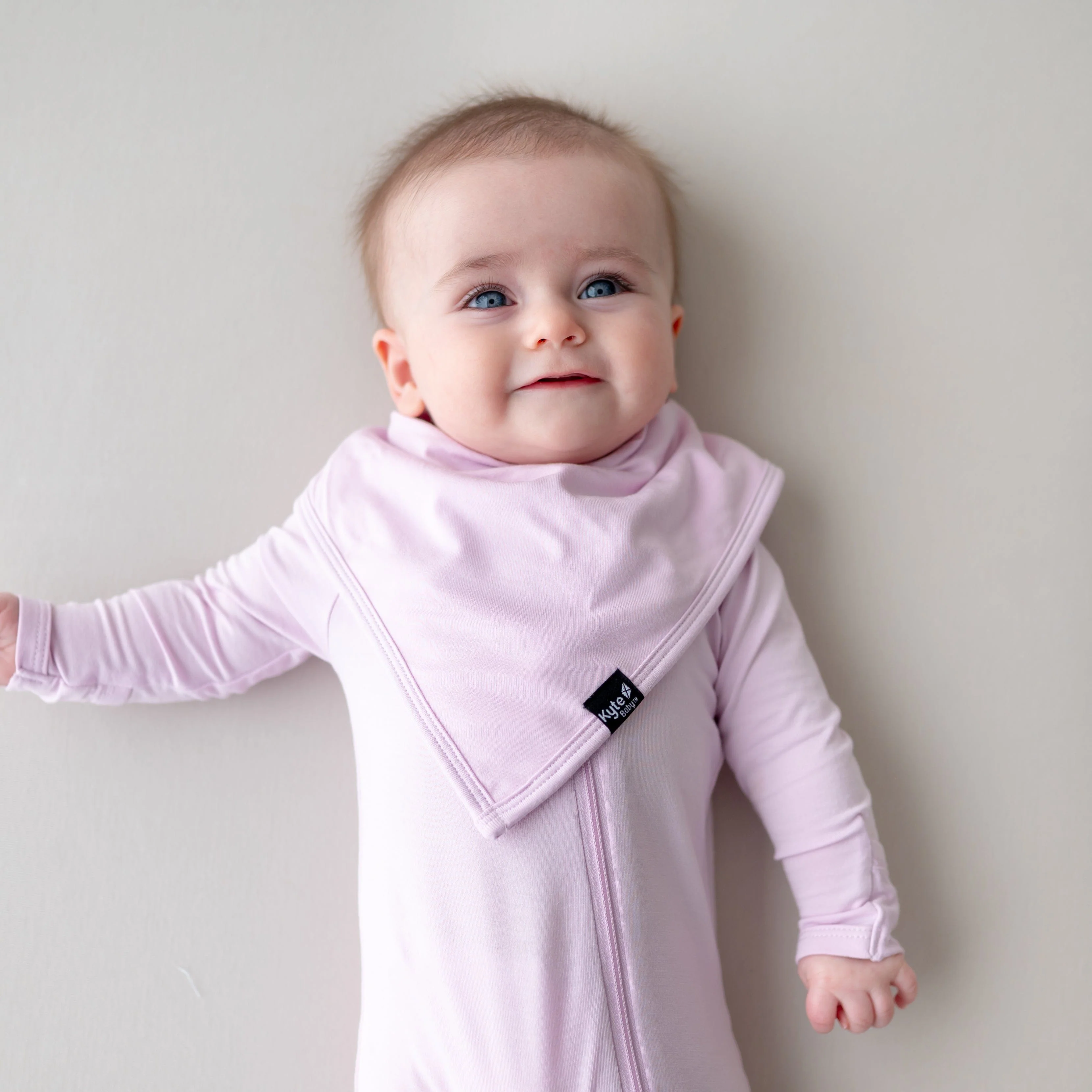 Bib in Thistle