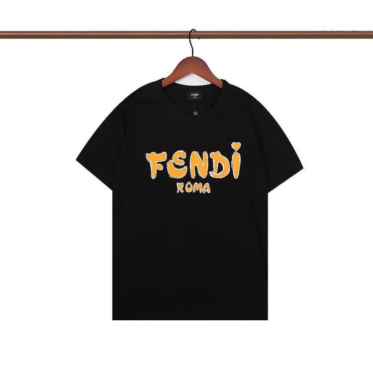 【FENDI】男女兼用、ご好評に付き再入荷！Tシャツ
