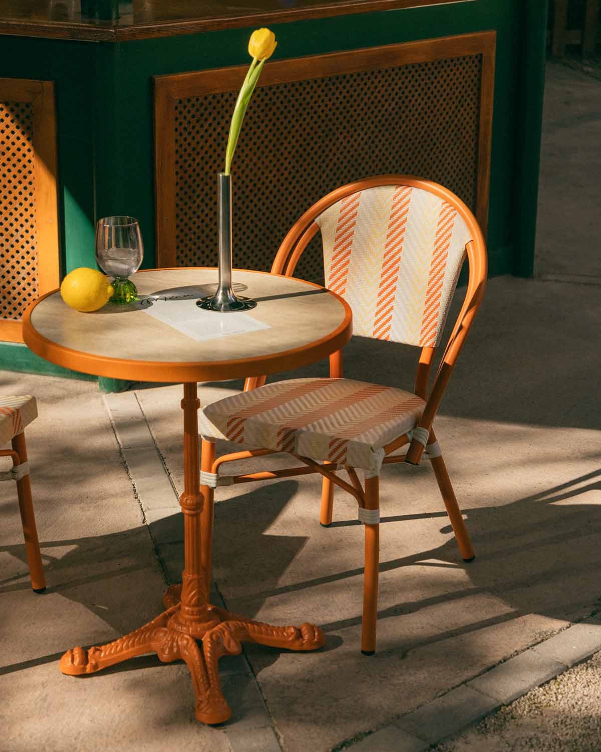 Yona - Silla de Exterior de Aluminio y Ratán Sintético Yona Bistro