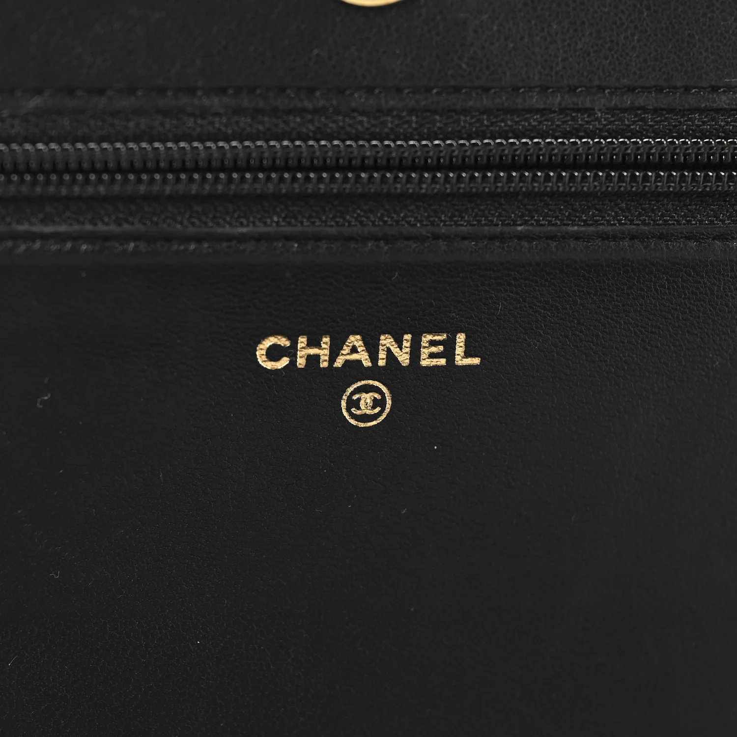 Lambskin Chevron Boy Wallet On Chain WOC Black