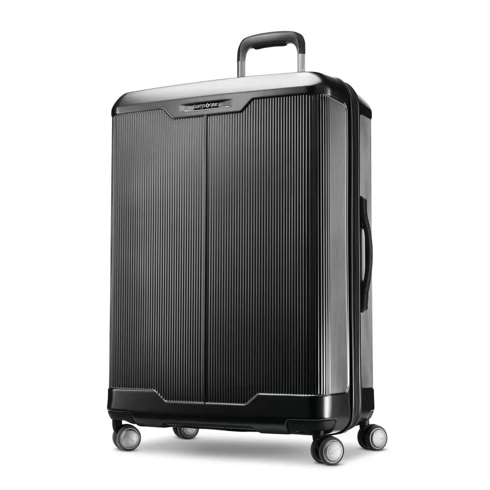 Silhouette 17 Large Hardside Spinner