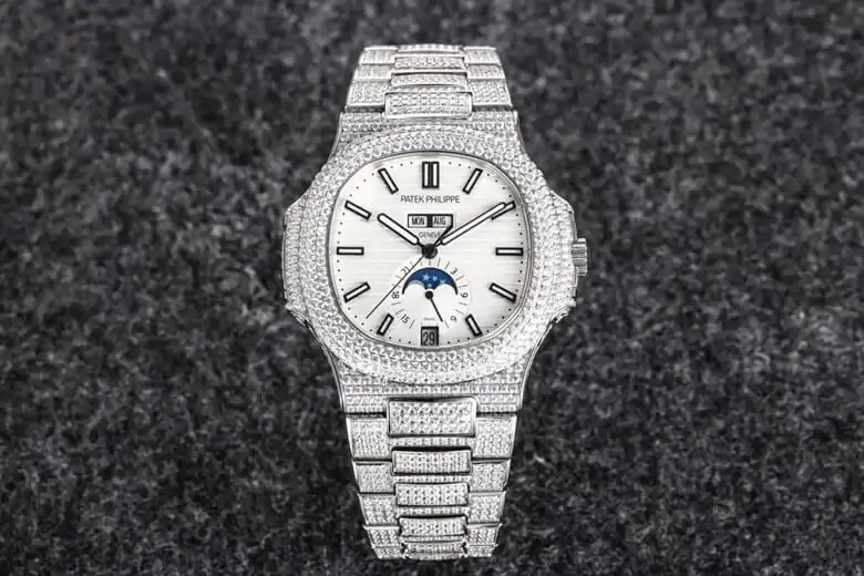 Patek Philippe Nautilus 5726 R8 Factory Diamond Case