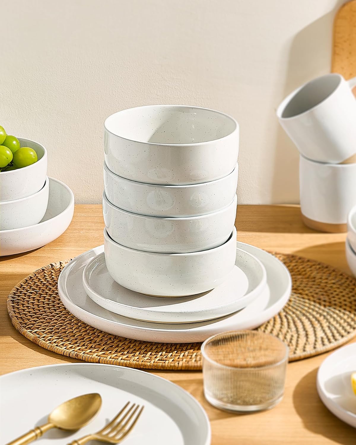 Famiware Milkyway 12-Piece Stoneware Dinnerware Set, White