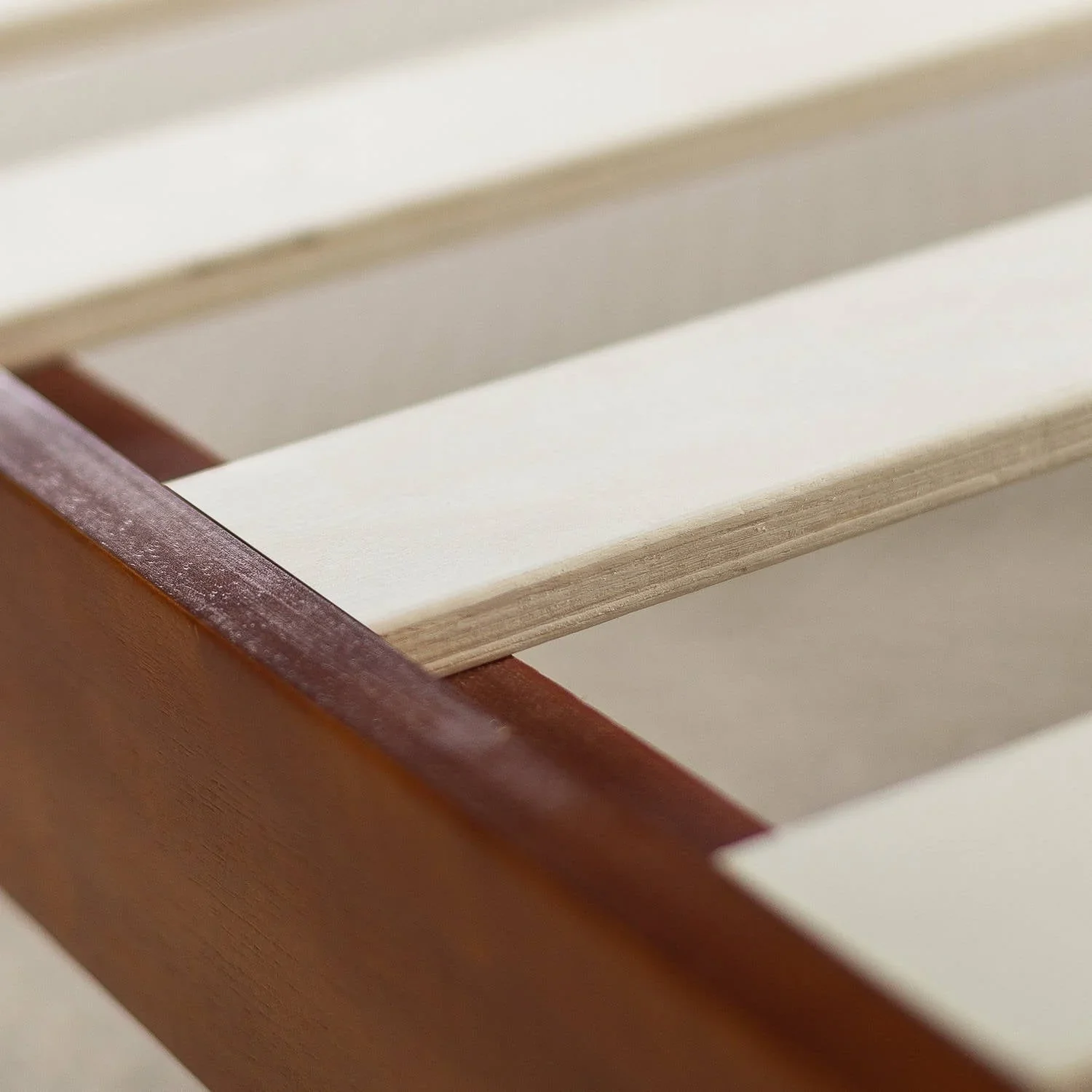 Zinus Wen 12 Deluxe Wood Platform Bed Frame, Cherry, Full