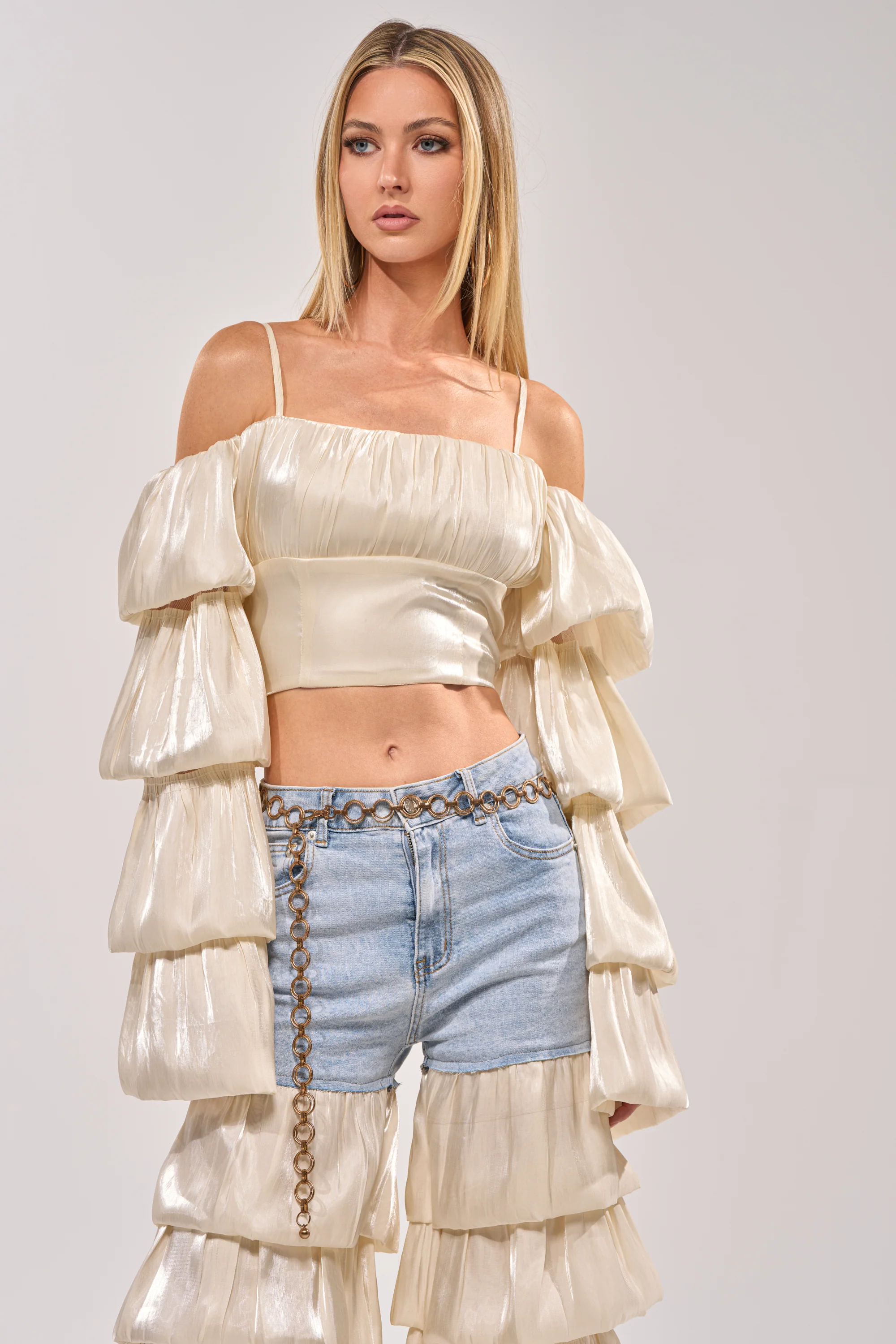 BOUNCIN AROUND BLOUSE - Akira Store