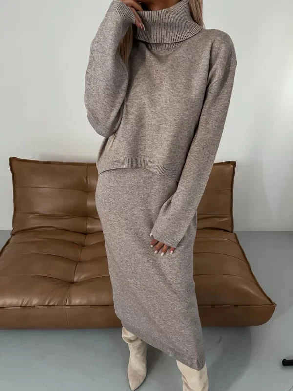 Ensemble Robe et Pull Col Roulé