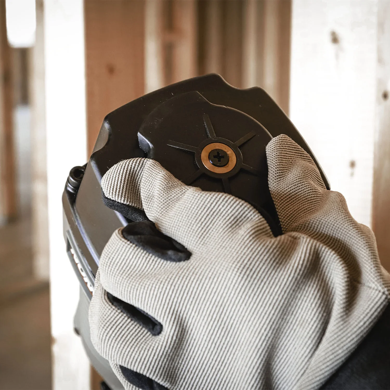 NuMax SFR2190 Pneumatic 21 Degree 3-1/2 Framing Nailer