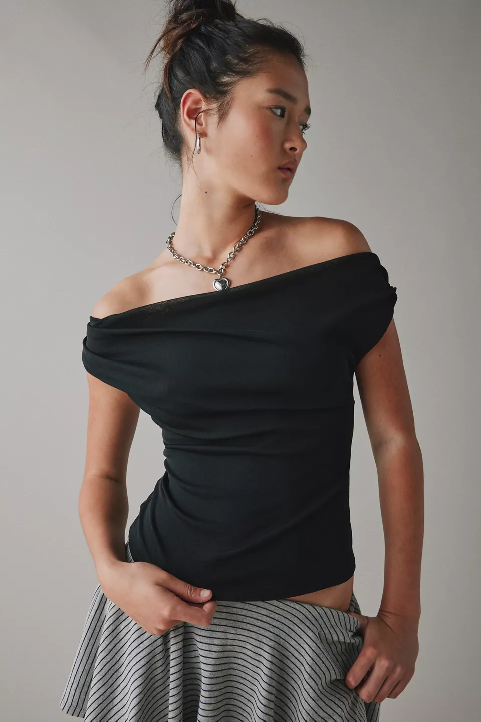 UO Fia Off-The-Shoulder Crop Top-Black