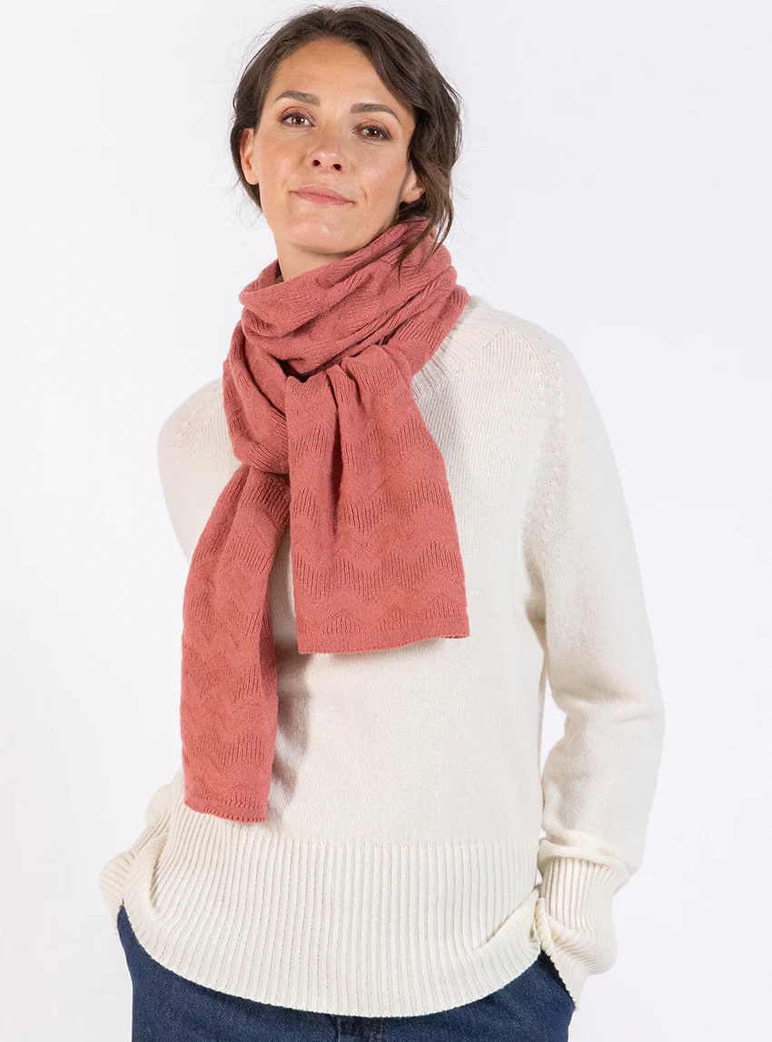 Echarpe en cachemire rose tourmaline