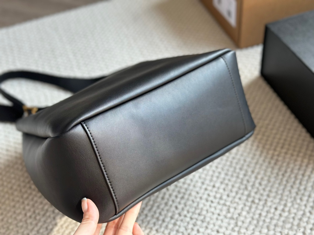 Y hobo big size bag