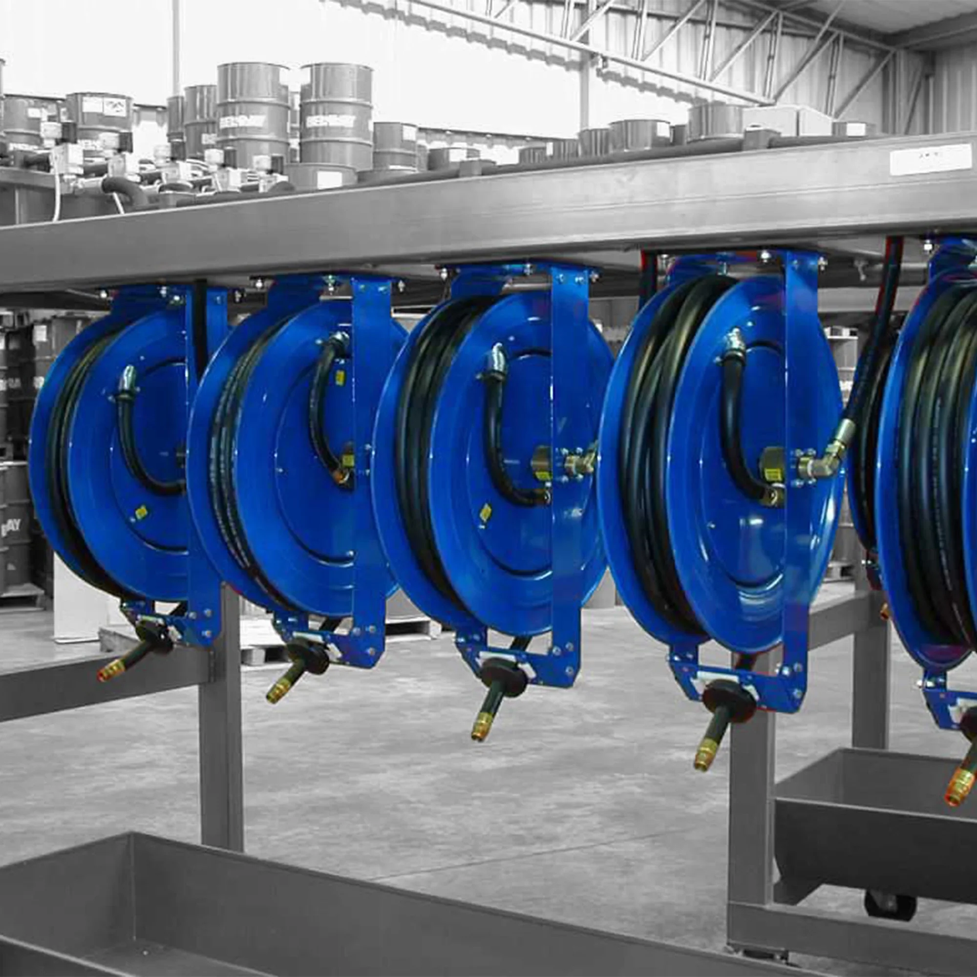 Coxreels P-LP-325 25 Foot Low Pressure Retractable Air and Water Hose Reel