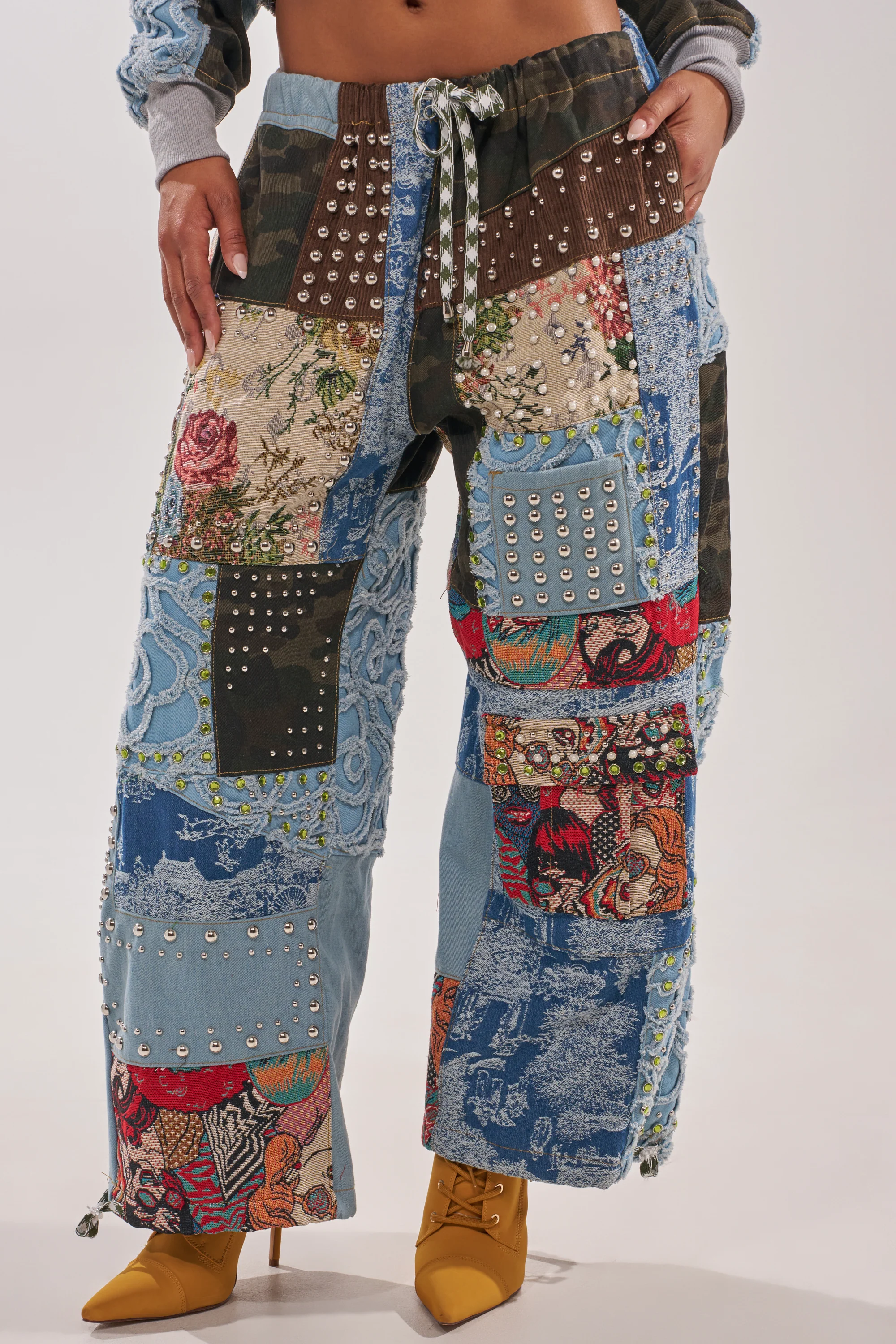 CALL EM CRAZY PATCHWORK JOGGER - Akira Store