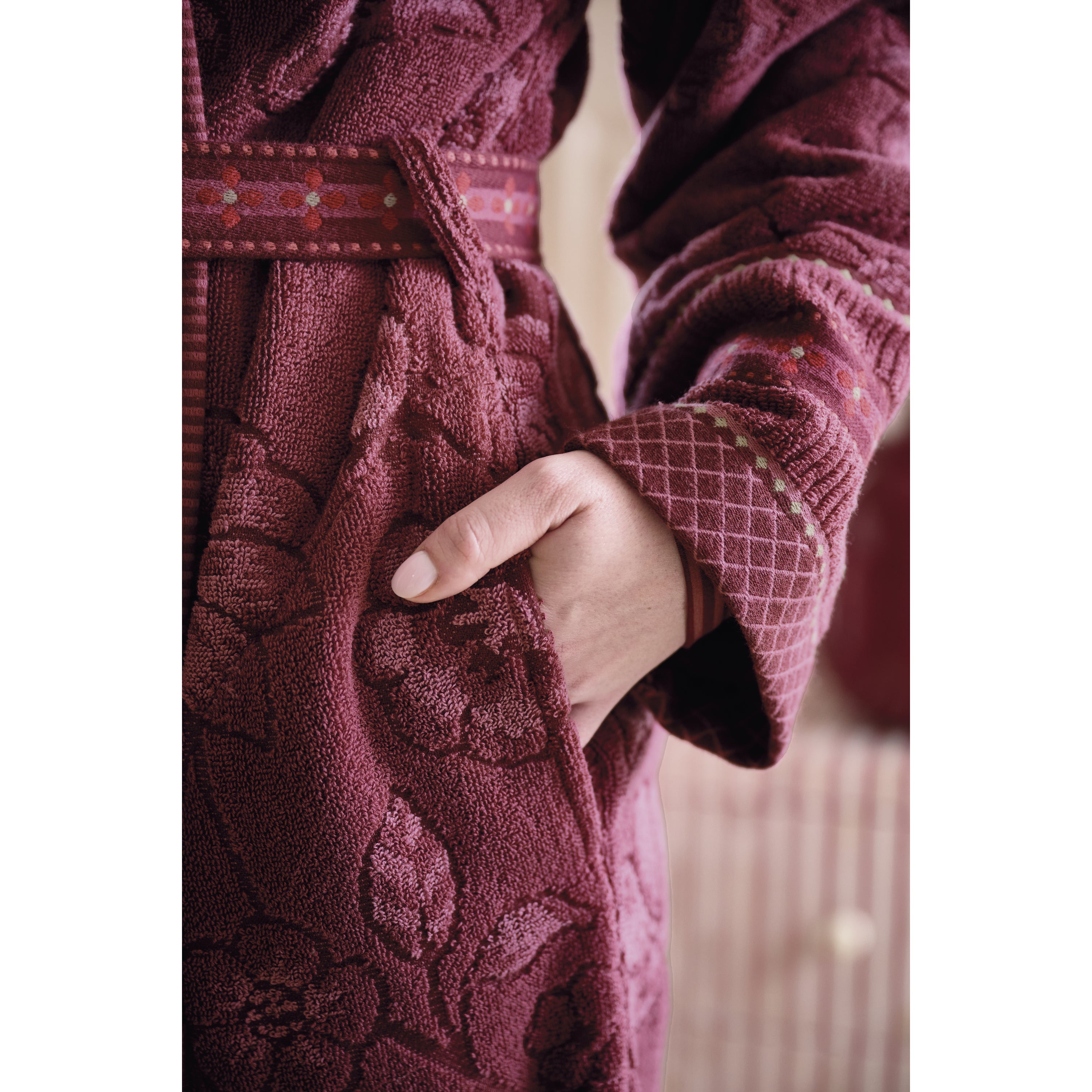 Pip Studio Jasmin Jacquard Badjas - Donker Roze - XXL