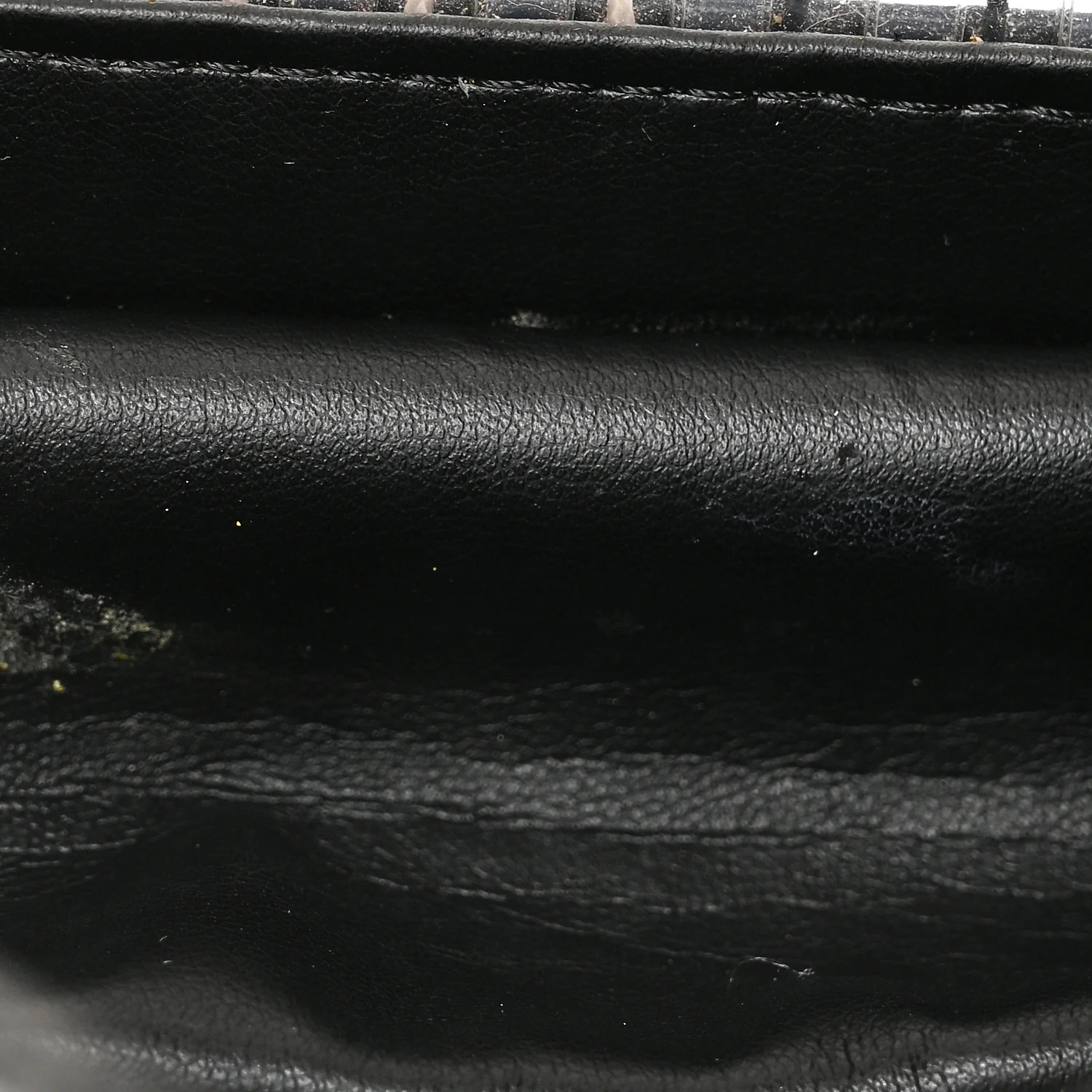 PVC Thread Woven Medium Boy Flap Black