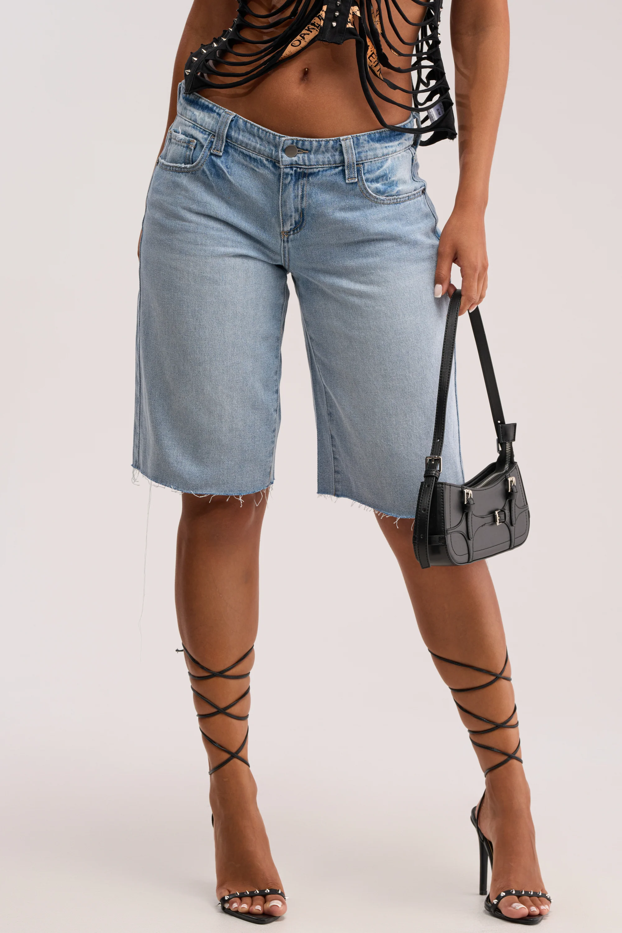 ULTRA LOW RISE DENIM BERMUDA SHORT - Akira Store