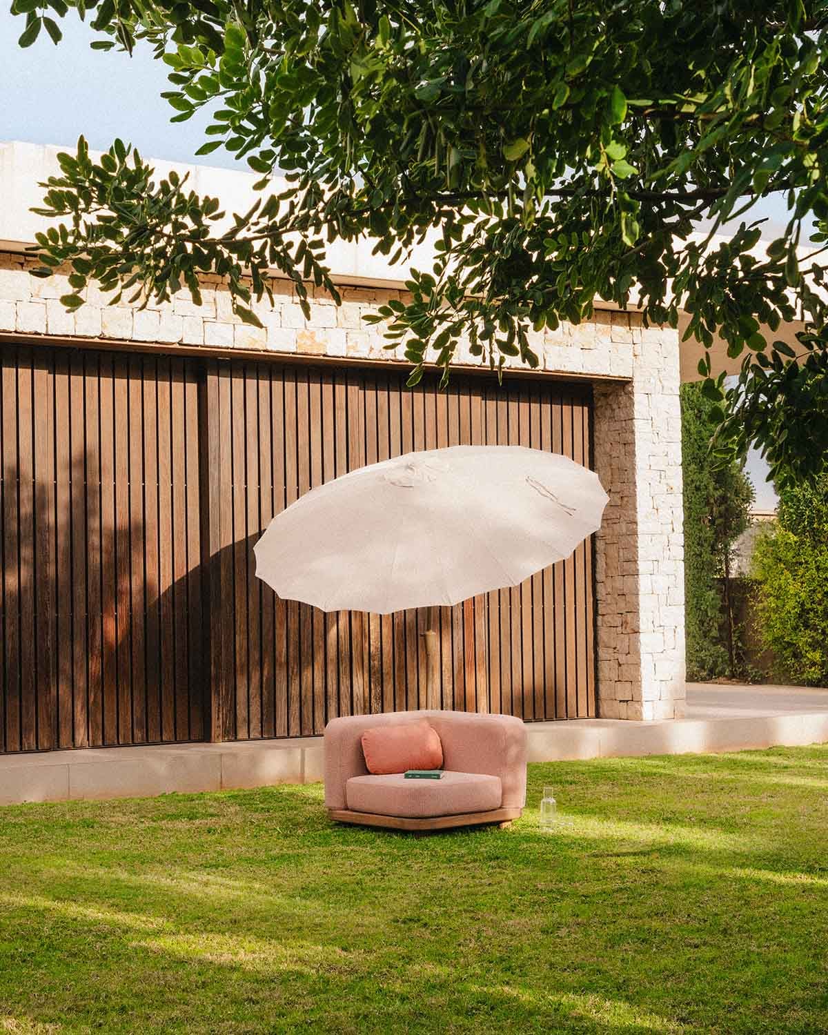 Redik - Módulo Esquinero de Jardín de Madera de Acacia y Tela para Sofá Modular Redik