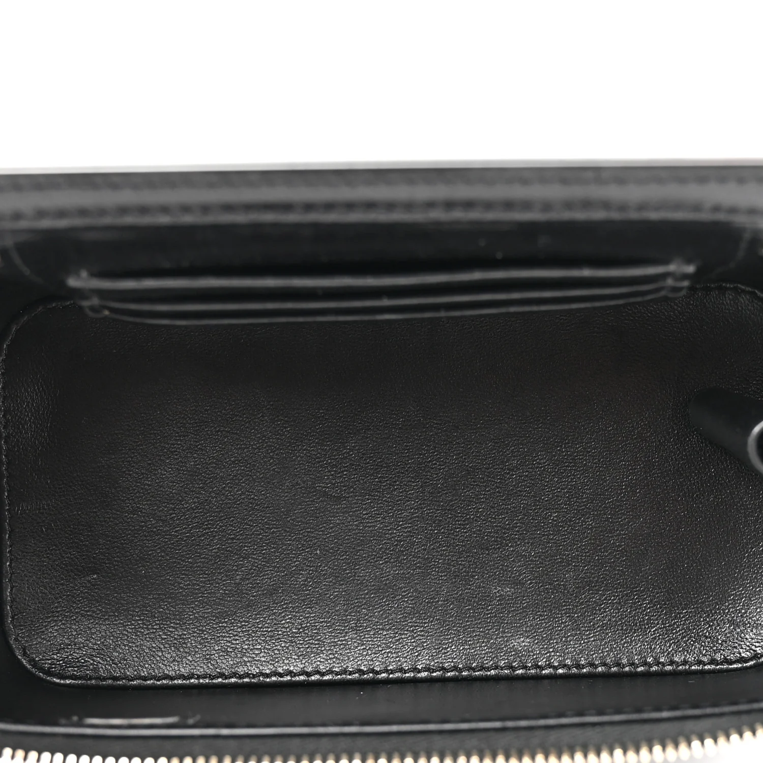 Lambskin Quilted Small Top Handle Vanity Case With Chain Black