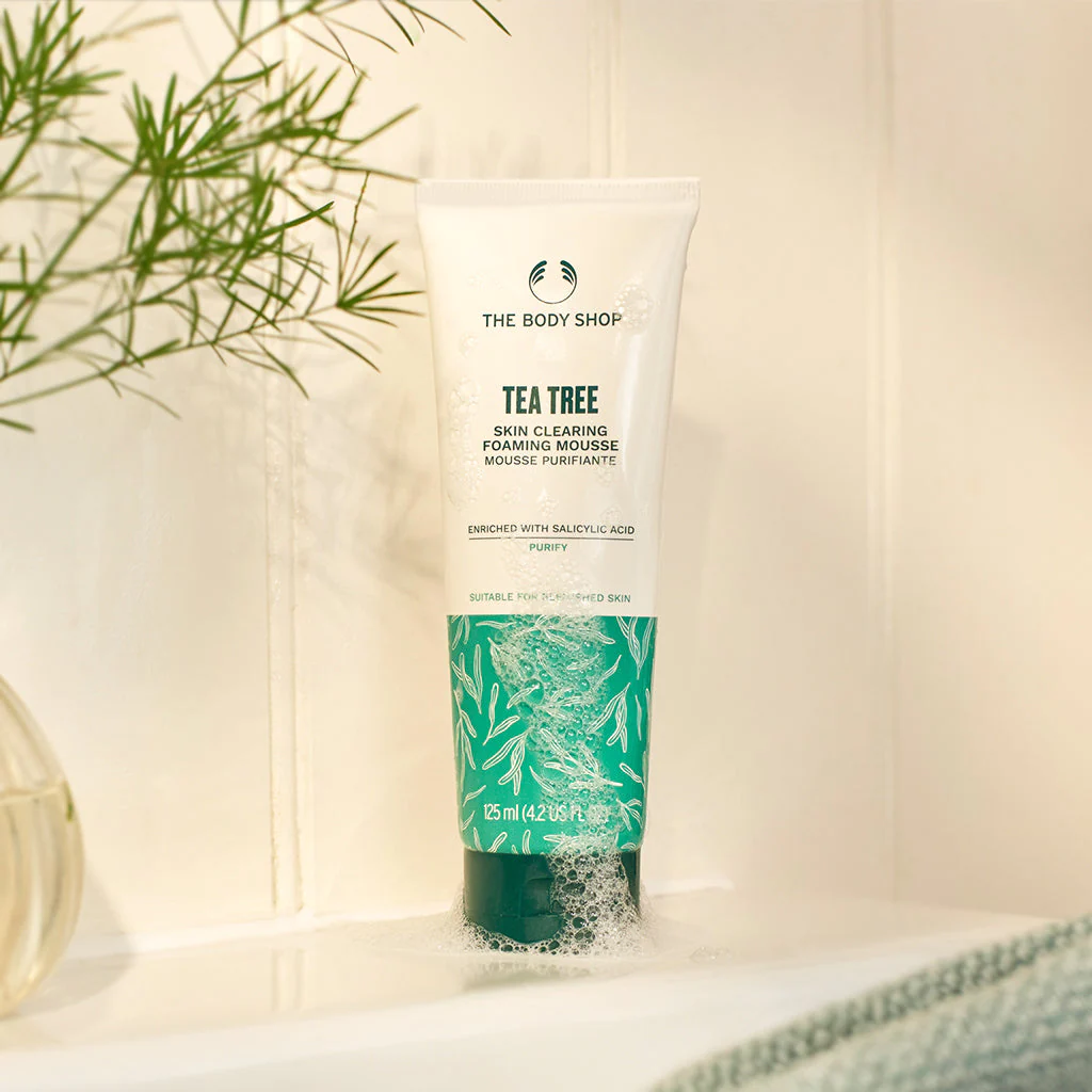 Tea Tree Skin Clearing Foaming Mousse
