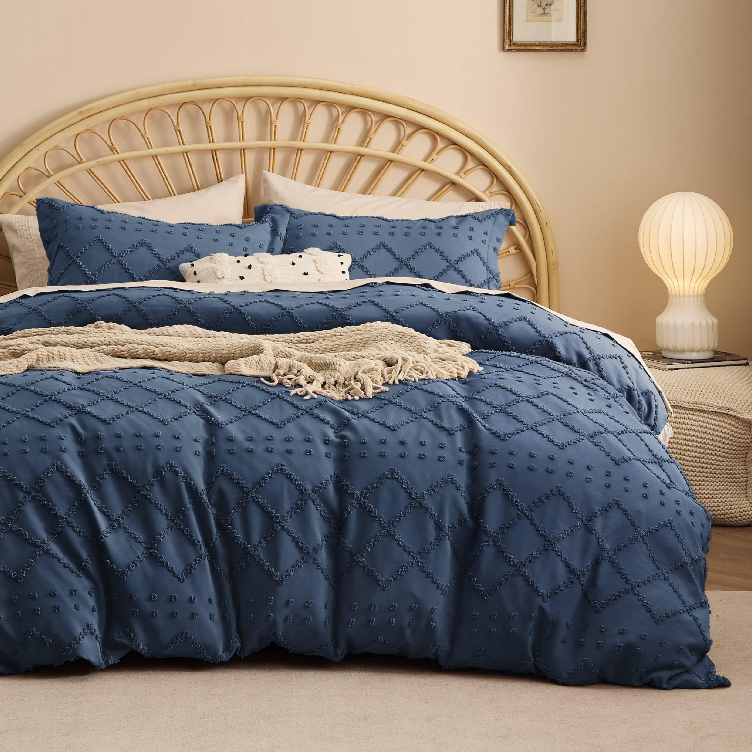 Bedsure Boho Duvet Cover Queen - Boho Bedding, Tufted Queen Duvet Cover for All Seasons, 3 Pieces Embroidery Shabby Chic
