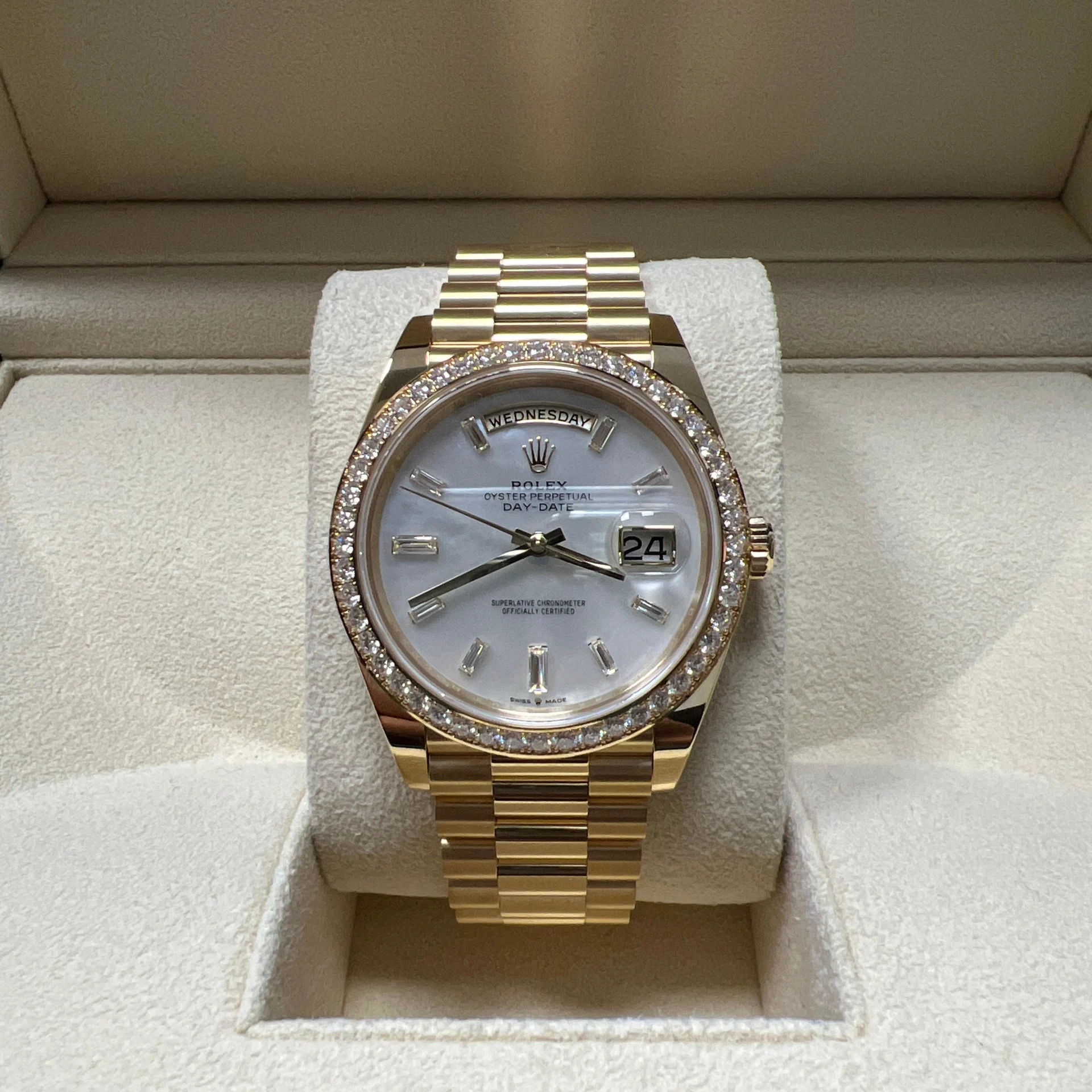[Super Clone]RLX Day-Date 40mm White Mother-of-Pearl Dial President Watch 228348RBR-0046