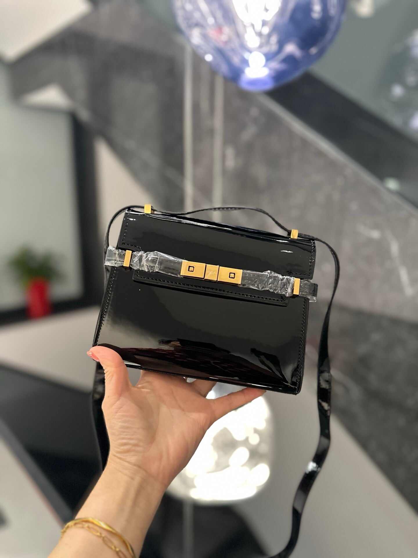 YSL【サンローラン】大人気☆マンハッタン ミニ ショルダーバッグ