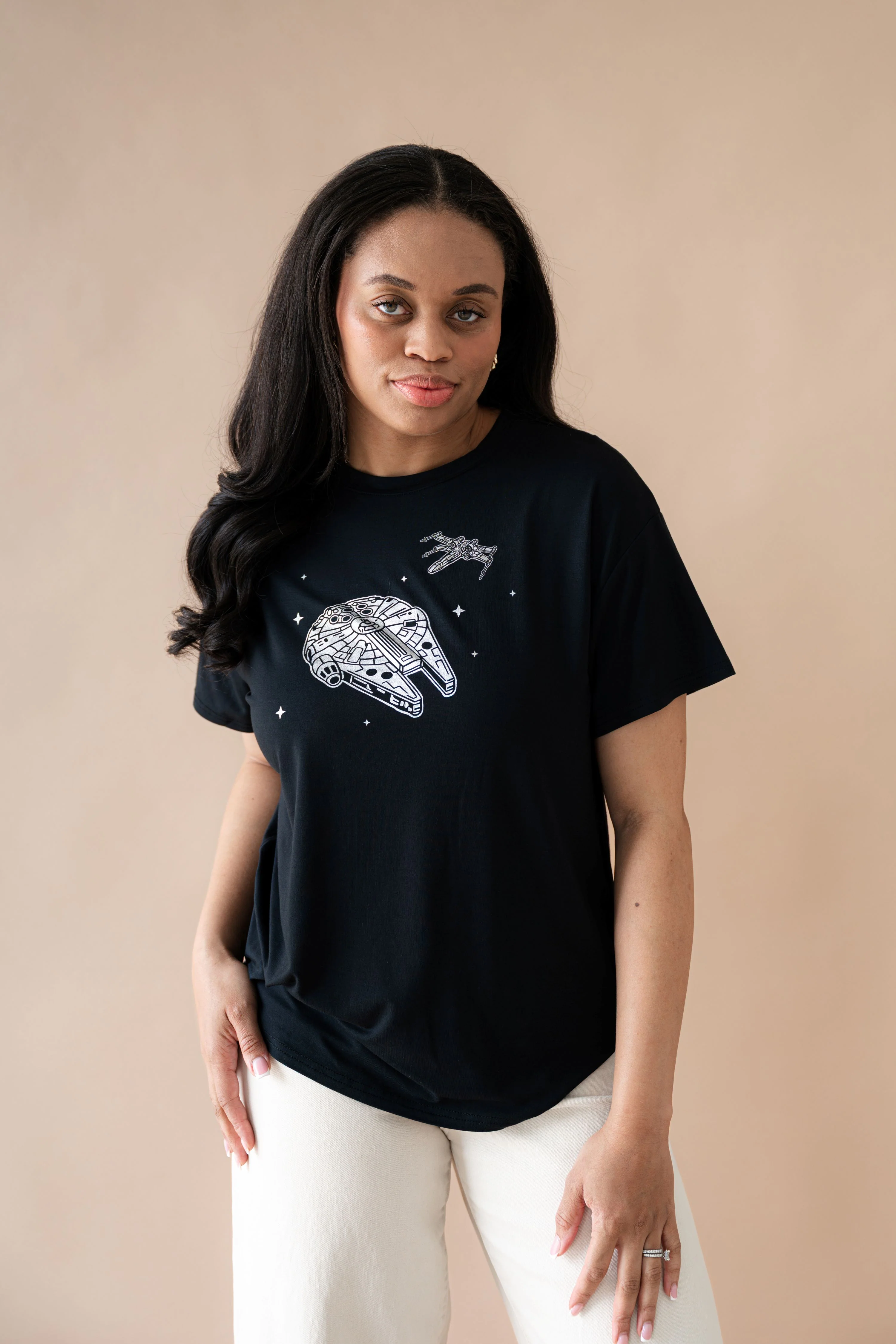 Women's Graphic Tee in Millennium Falcon™