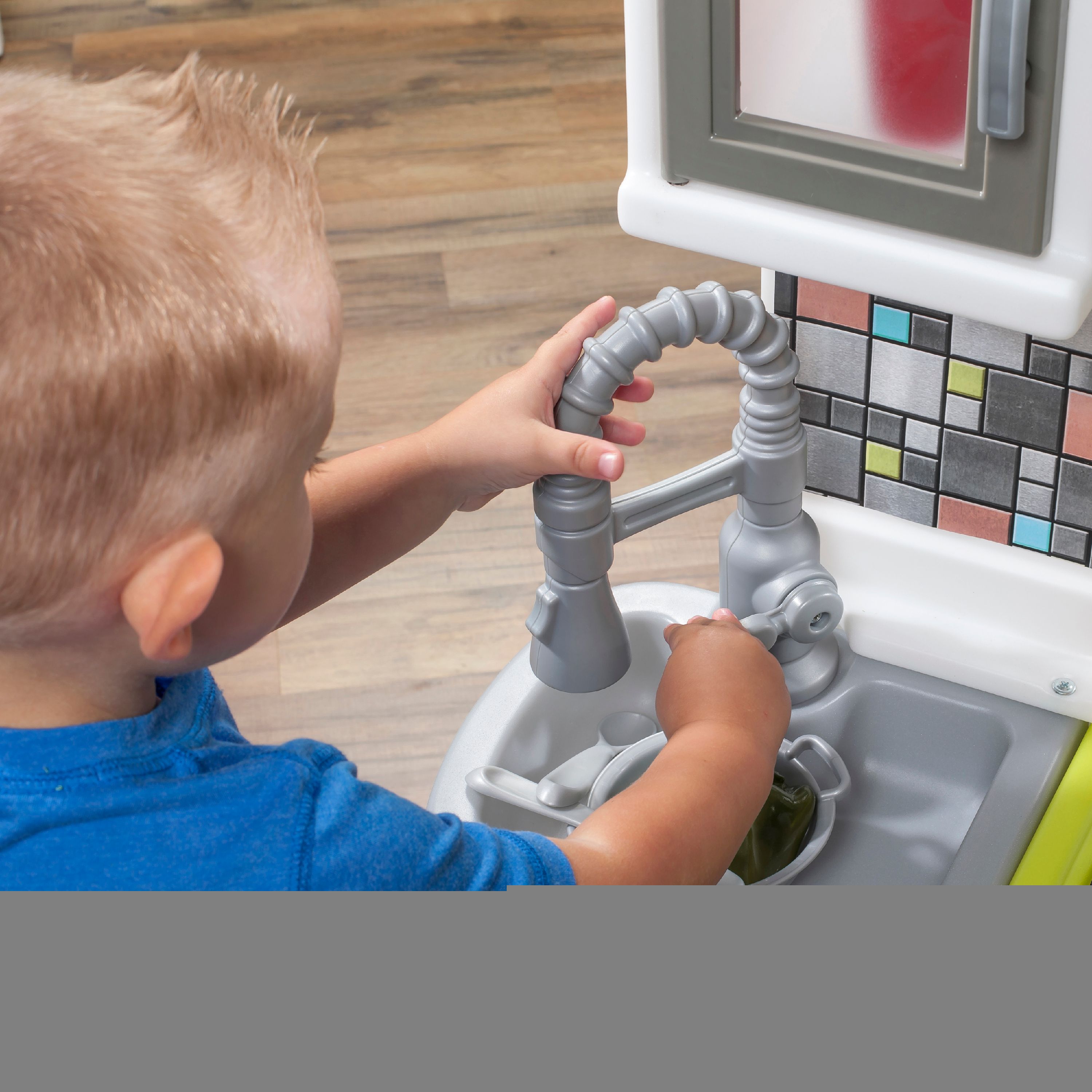 Contemporary Chef Brown and White Toddler Plastic Play Kitchen - Image 8