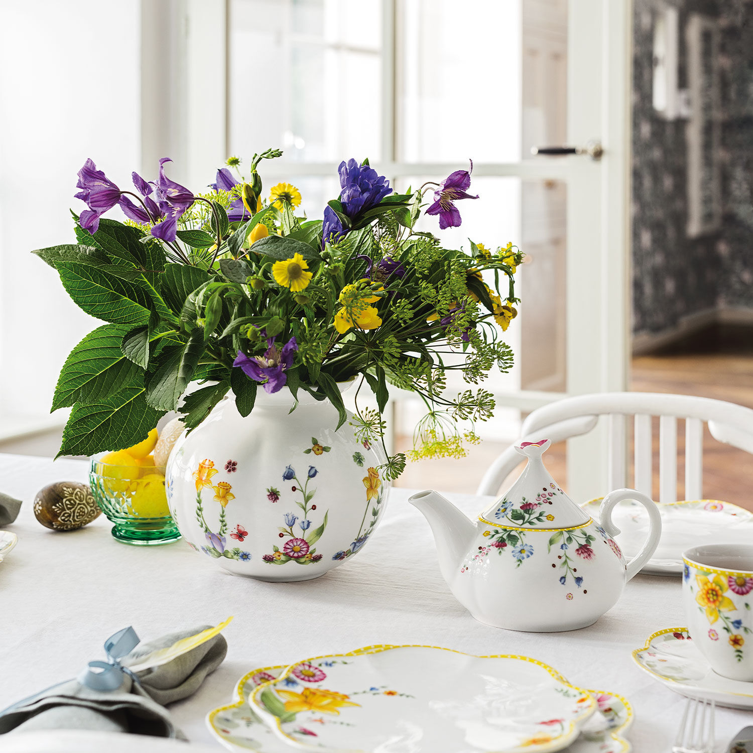 Spring Awakening Vase - Yellow, 7.8'' x 7.8'' x 7'', Premium Porcelain
