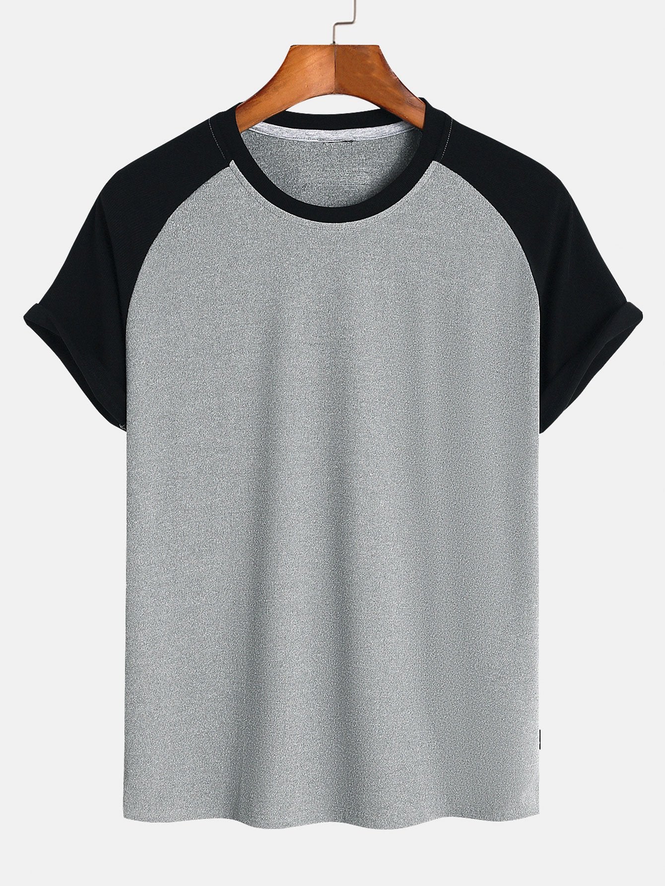 T-shirt texturé à empiècements et coupe ajustée