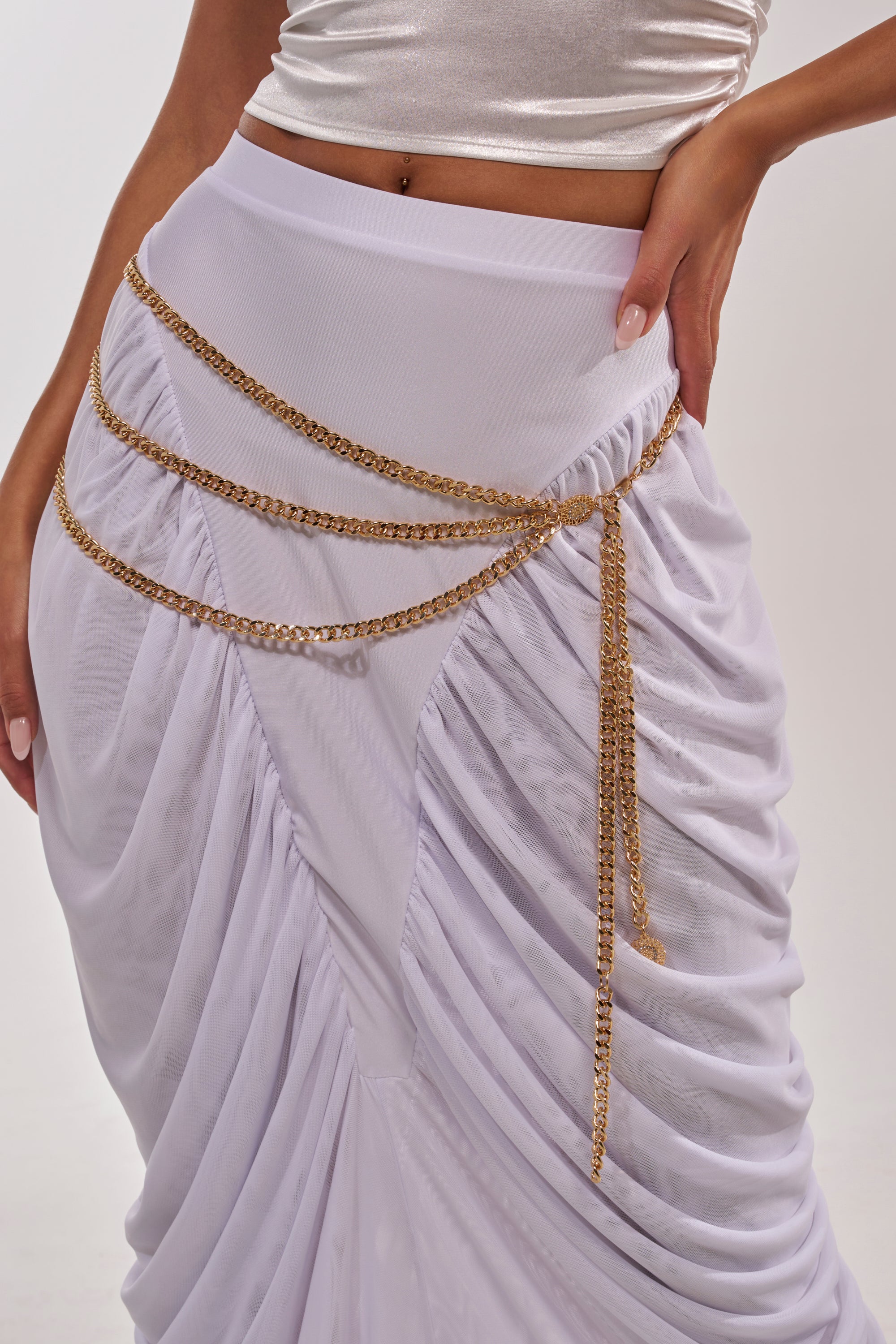 BUY ME DESIGNER CHAIN BELT - Akira Store