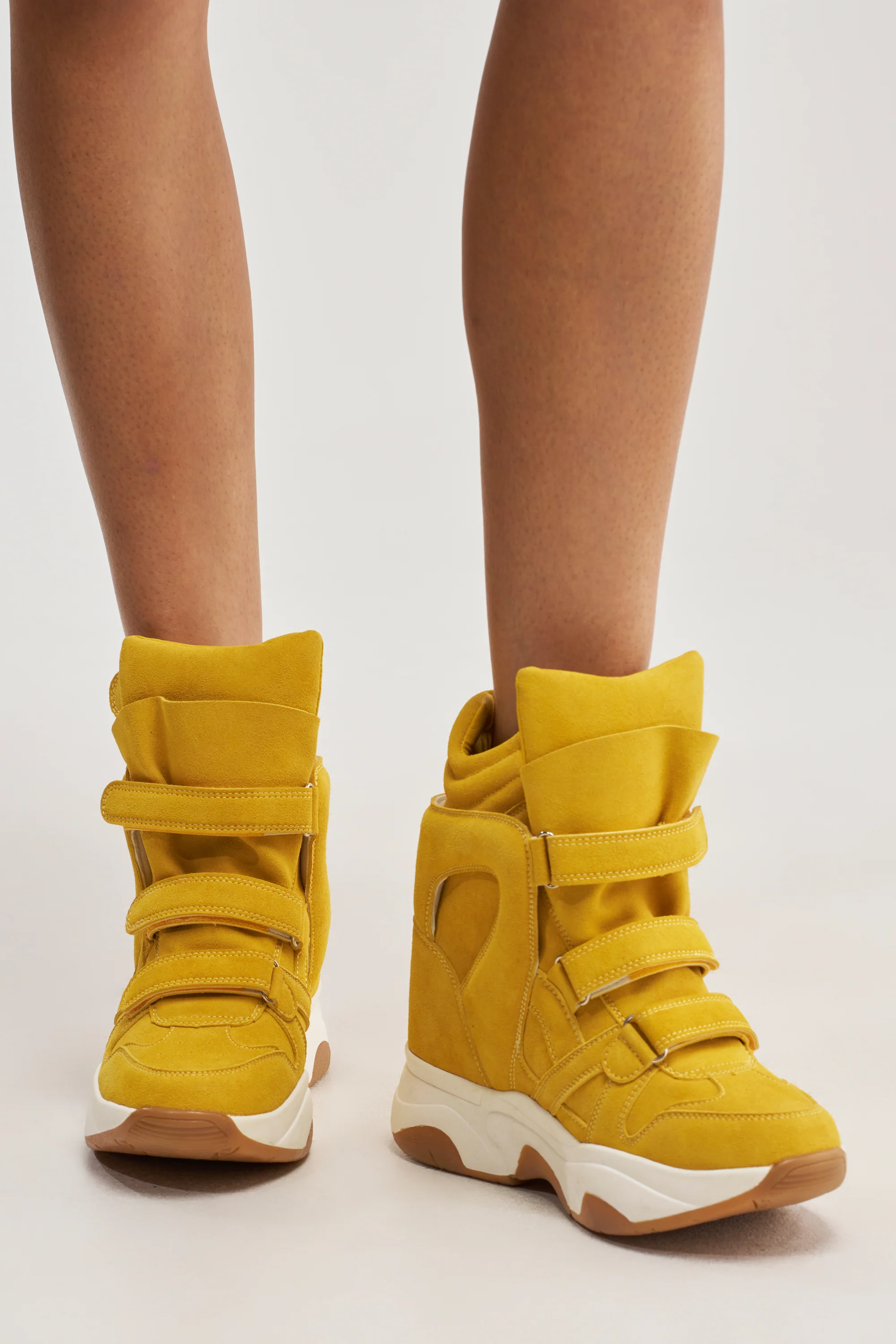 AZALEA WANG MARANTO MUSTARD WEDGE SNEAKER - Akira Store