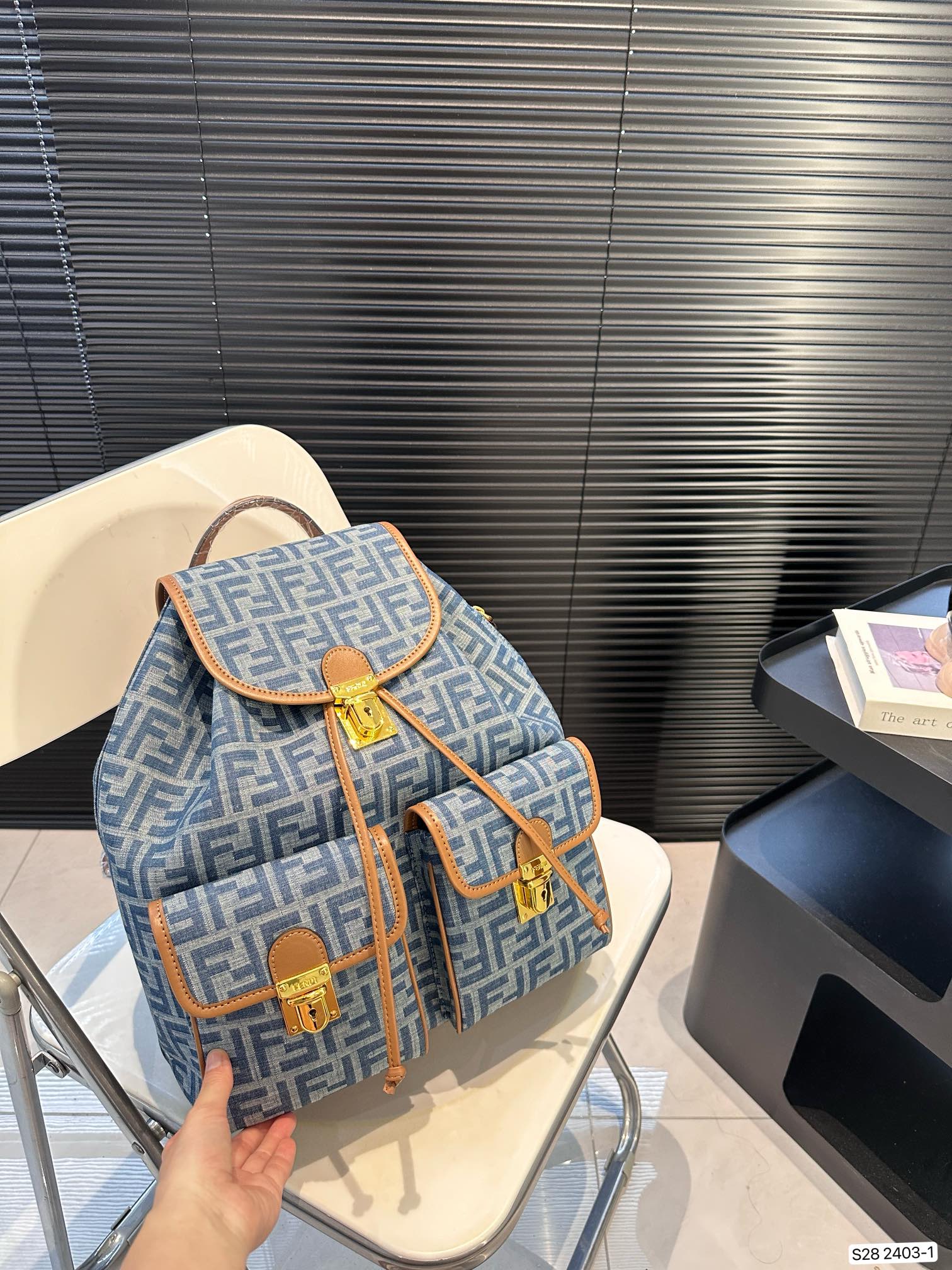 Fen new arrival backpack bag size?? 32 * 36  cm