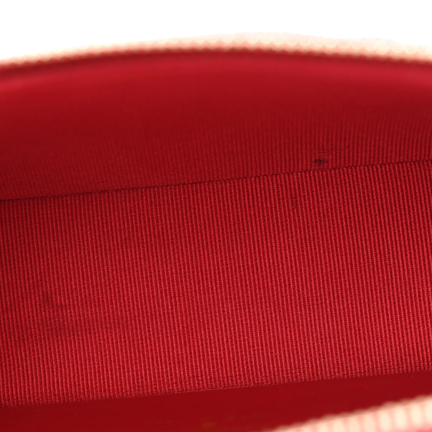 Caviar Quilted Top Handle Slim Vanity With Chain Red