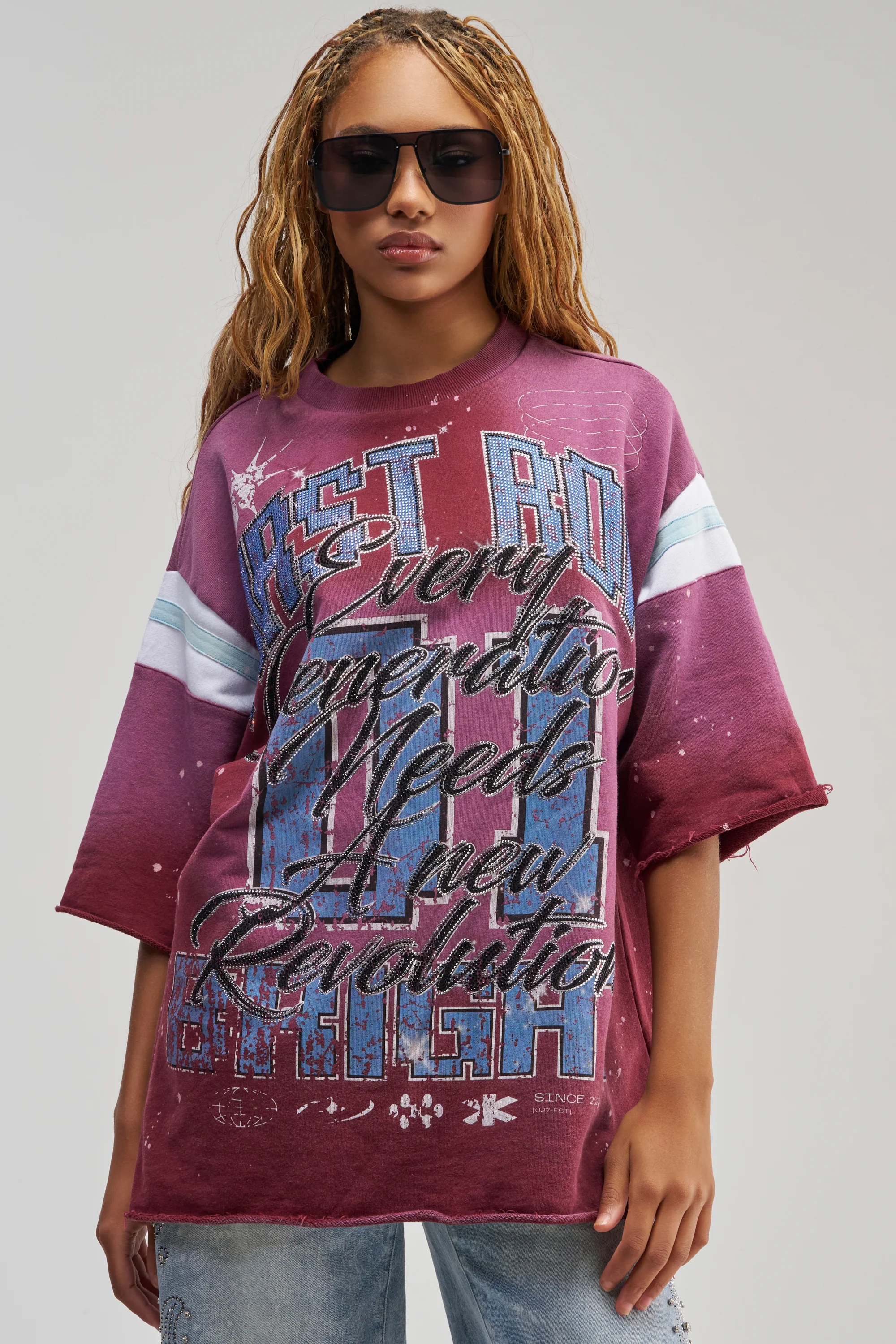 MY FUTURE OVERSIZED GRAPHIC TEE IN BURGUNDY - Akira Store