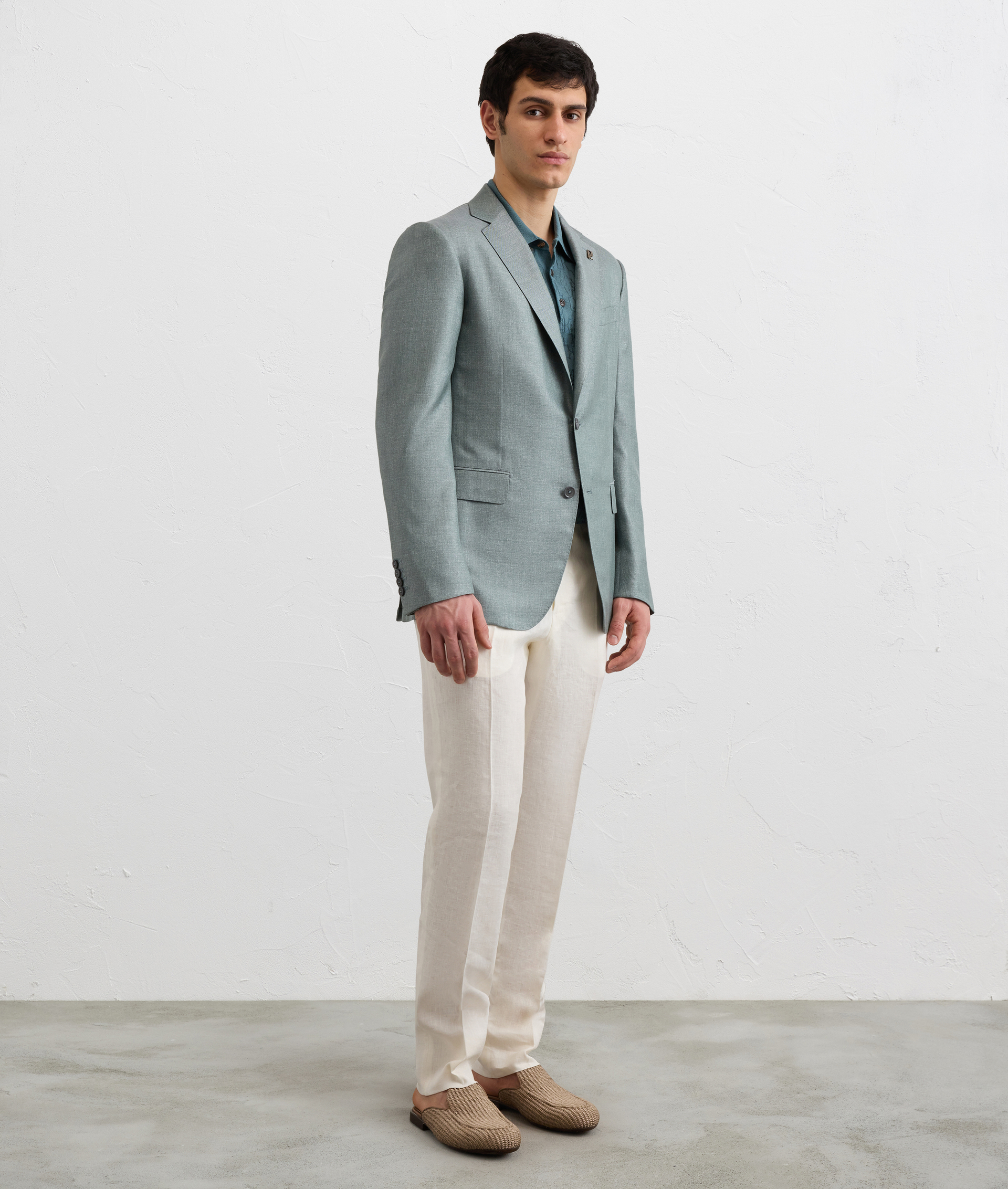WHITE FLAX PLEATED TROUSERS
