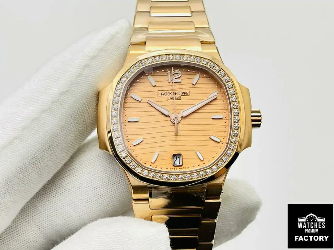 Patek Philippe Nautilus Ladies 7118 / 1200R-010 3K Factory Gold Case