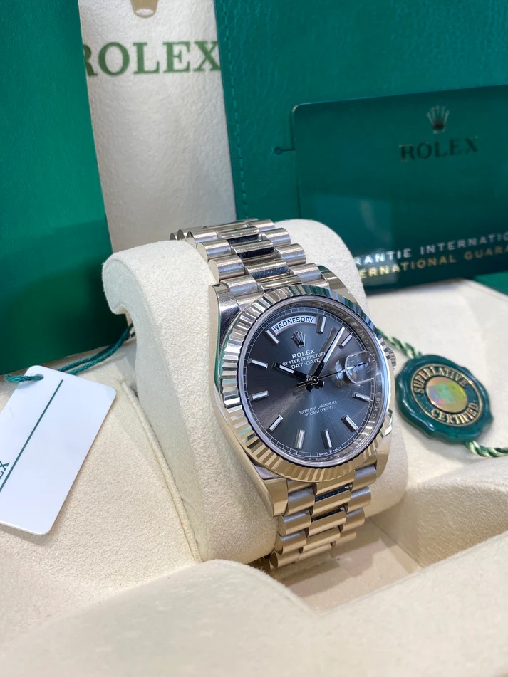 [Super Clone]RLX  Day-Date 40mm Slate Diamonds Dial  228236-0013