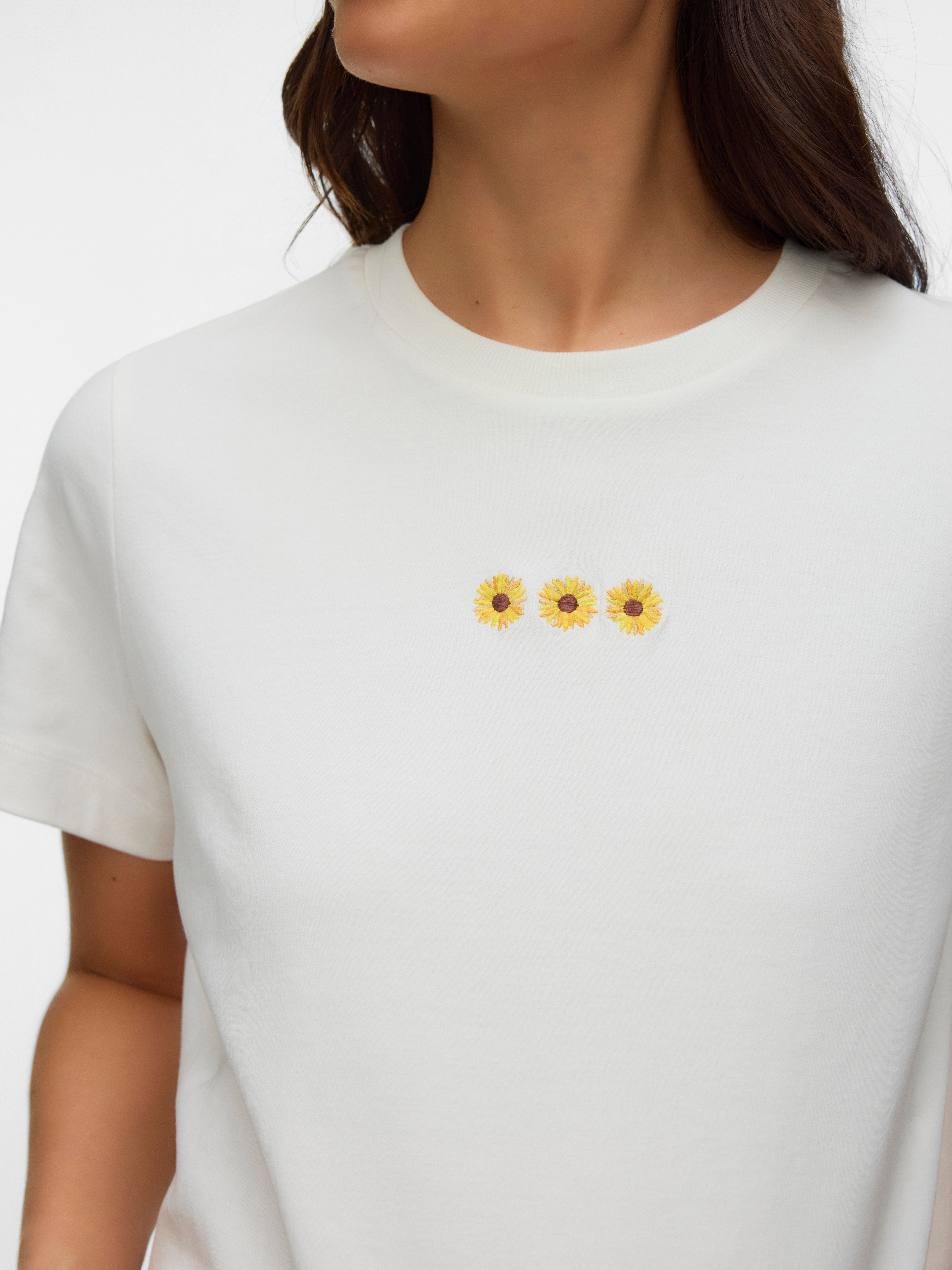 VERO MODA® Regular Fit Round Neck T-Shirt