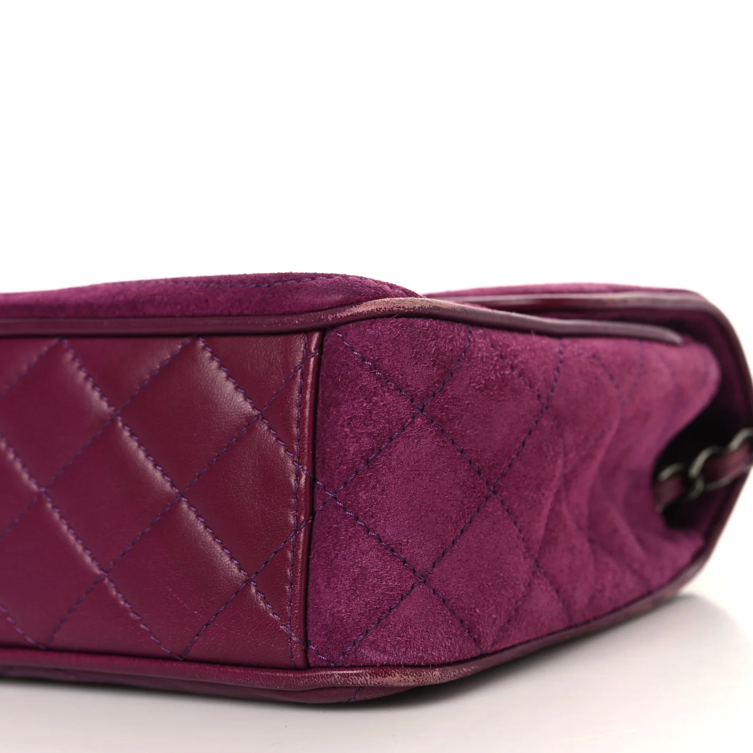 Suede Lambskin Scallop Quilted Medium Pagoda Flap Purple