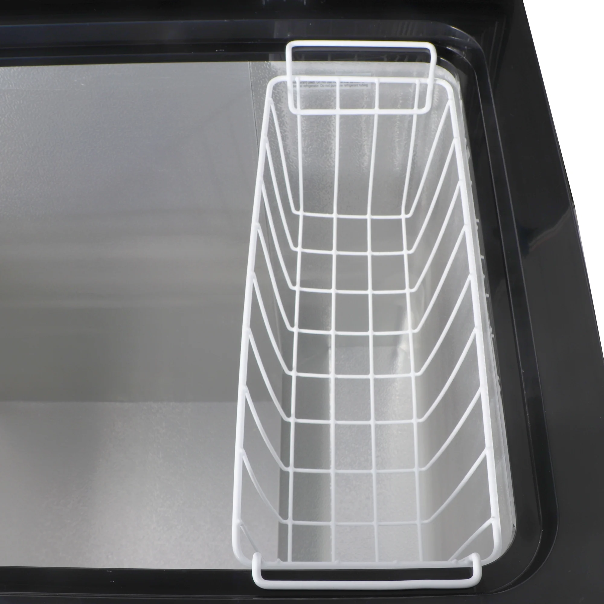 7-cu ft Manual Defrost Chest Freezer (Camouflage) - Image 8