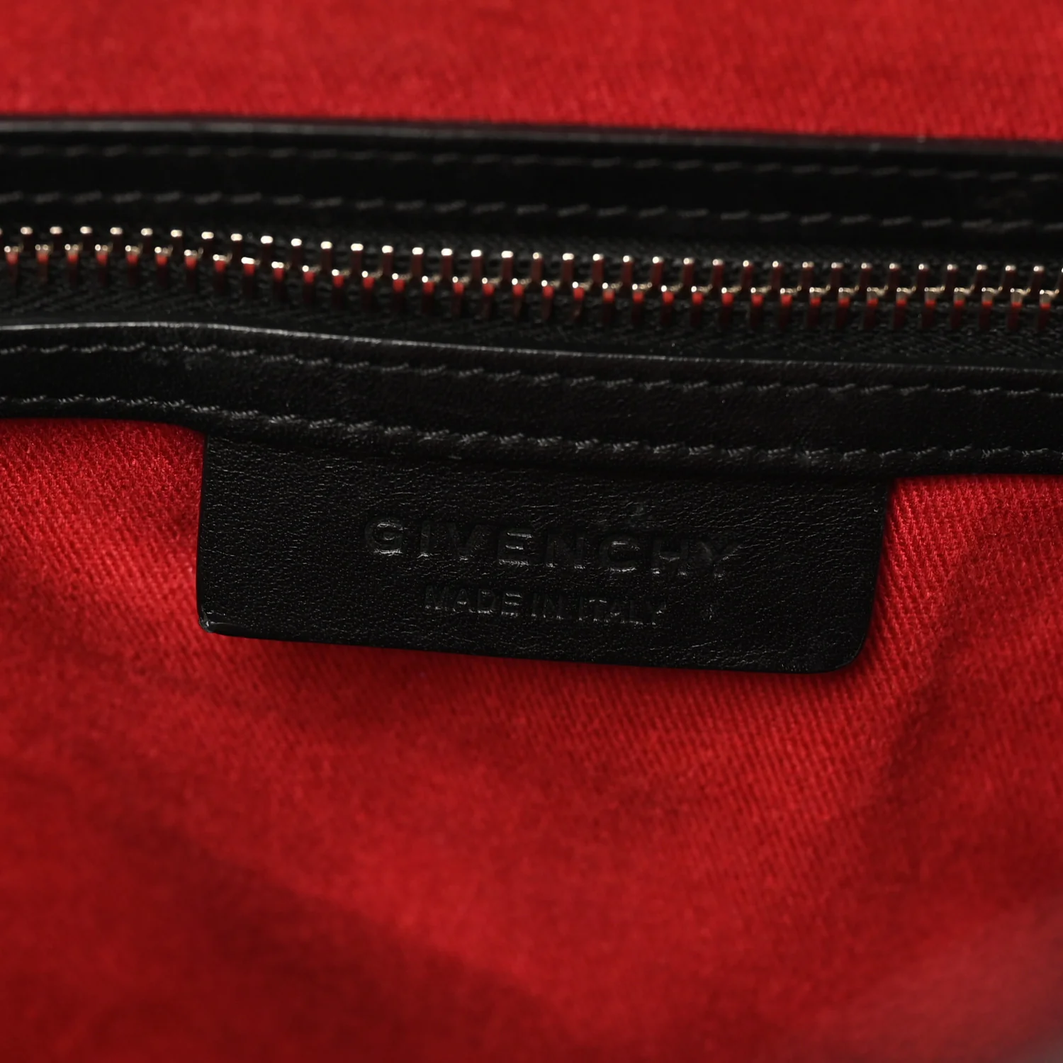 Calfskin 3D Medium Antigona Black