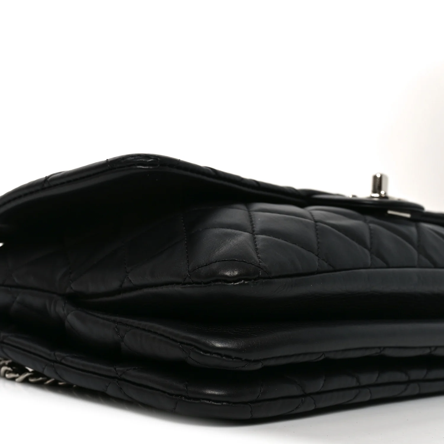 Lambskin Quilted Jumbo Chanel 3 Flap Bag Black
