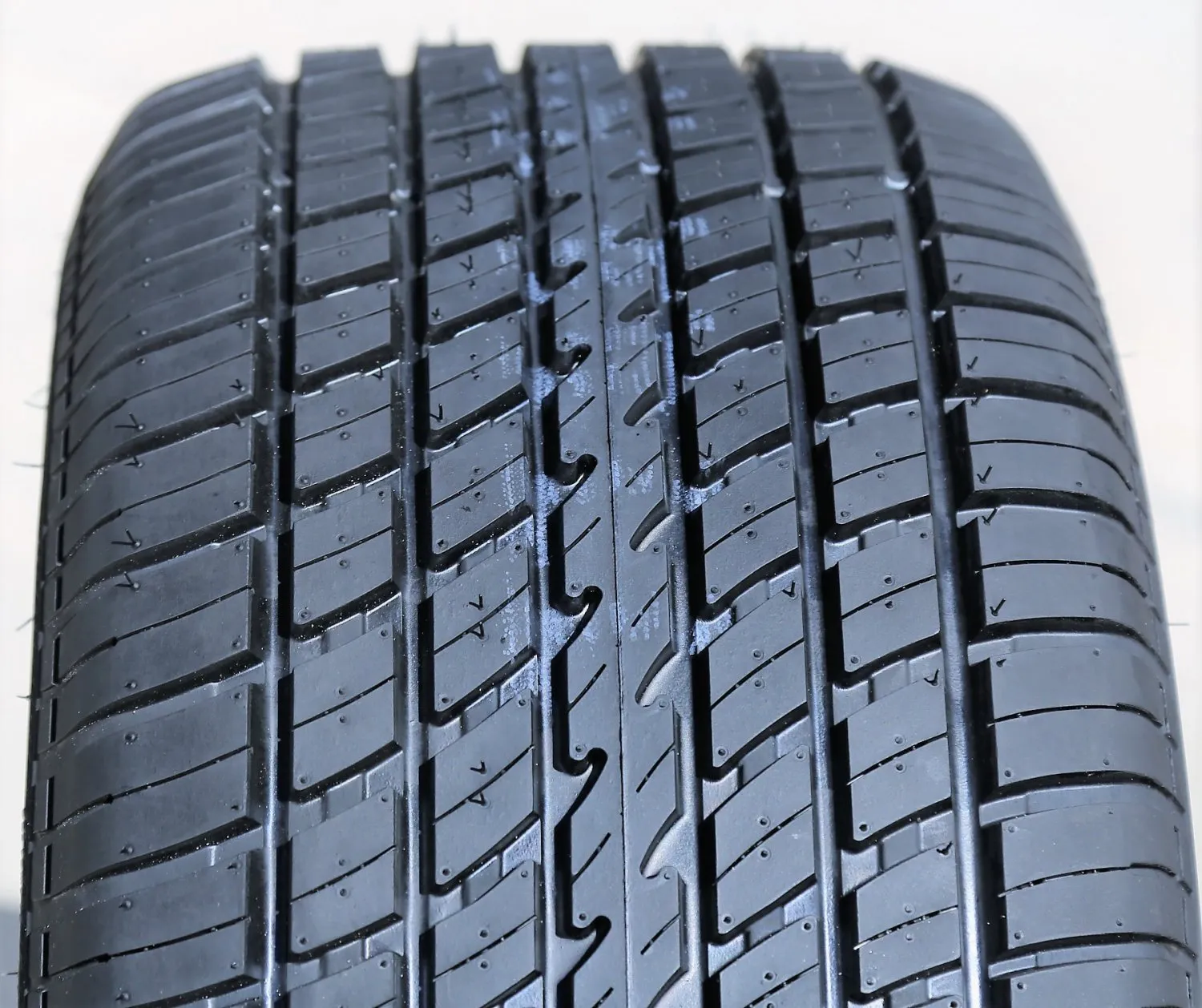 Pneu Cooper Cobra Radial G/T 295/50R15 105S A/S Toutes saisons