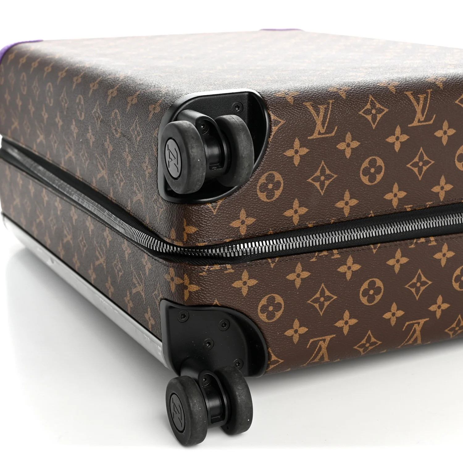 Monogram Horizon 55 Violet