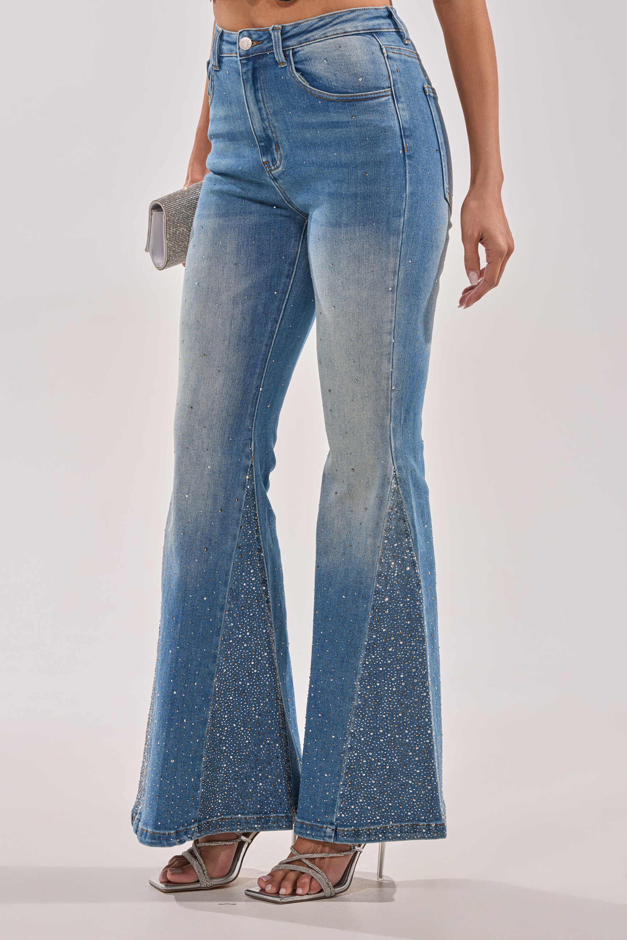 BLING BLING FLARE DENIM - Akira Store
