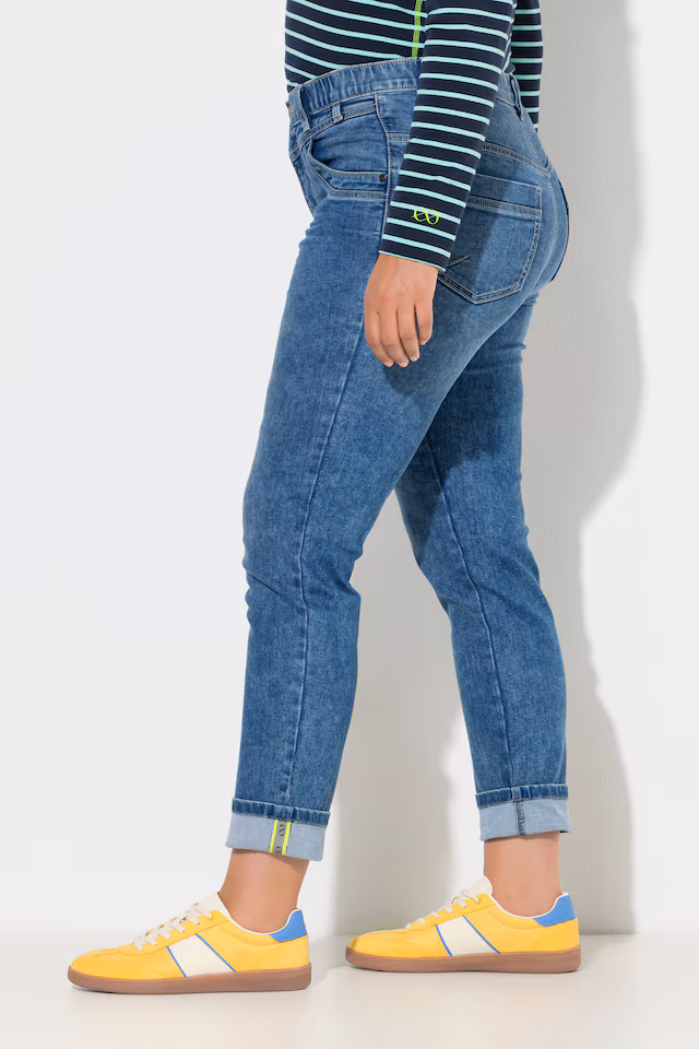 Slim Leg Jeans