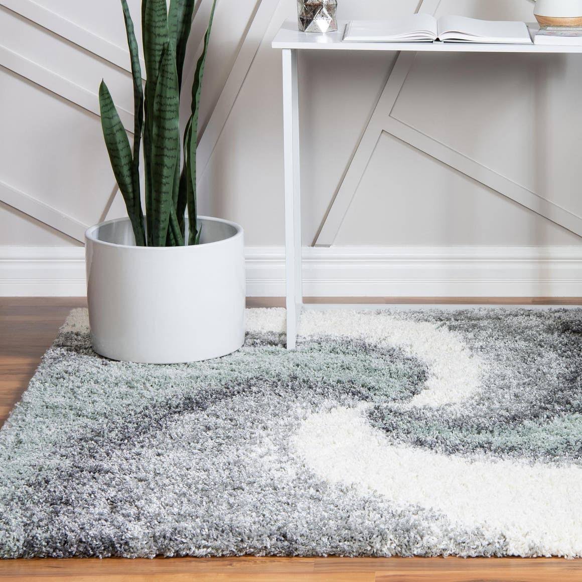 Soft Touch Shag 4 ft Square Green Abstract Area Rug