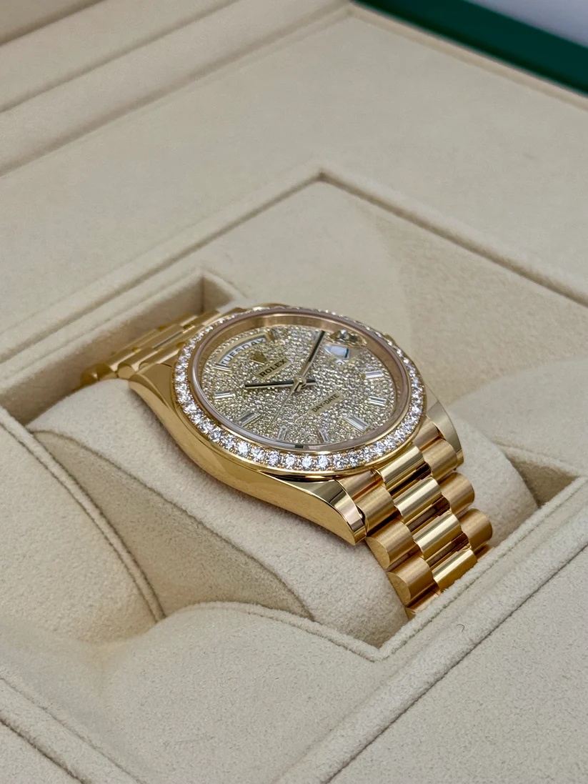 [Super Clone]RLX Day-Date 40mm Diamond Dial Watch 228348RBR-0037
