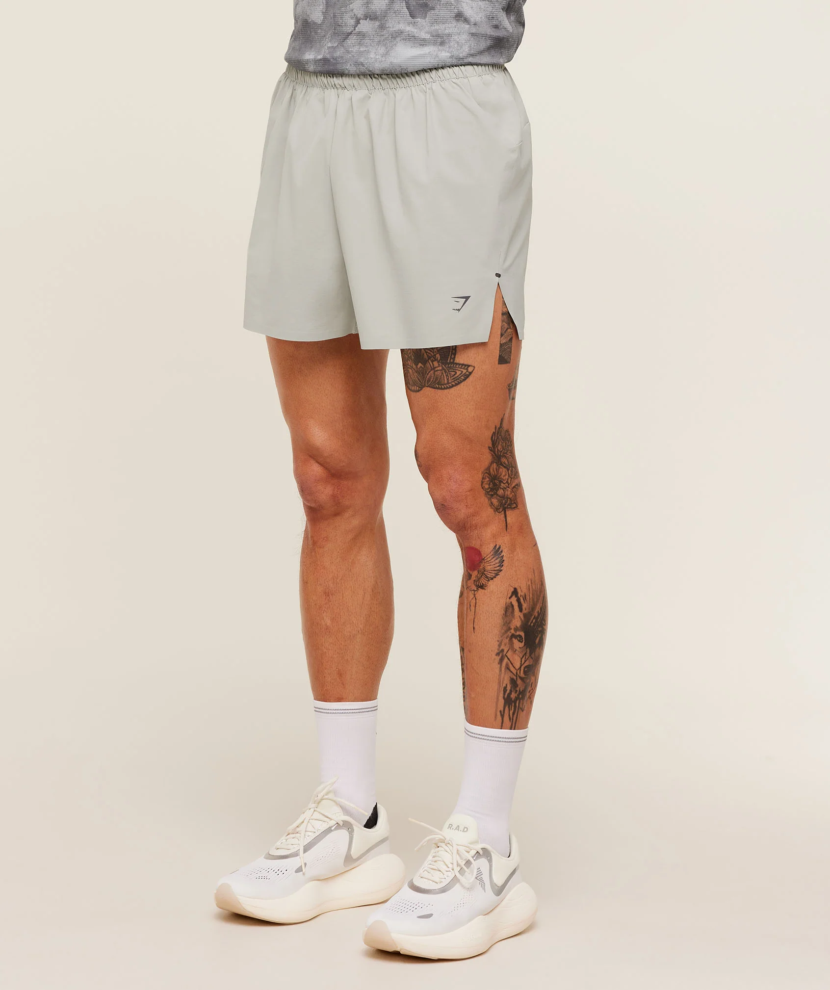 RUNNING ELITE 5" SHORT - Stone Grey